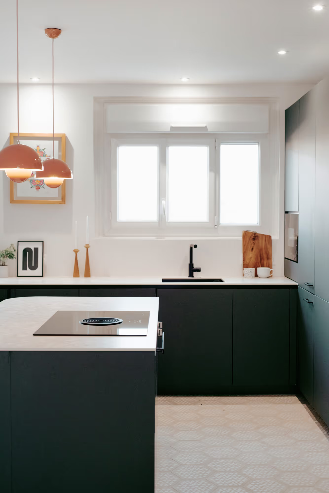cuisine ouverte décoration contemporaine Photo : © Audrey Boutrot cuisine ouverte décoration contemporaine Photo : © Audrey Boutrot