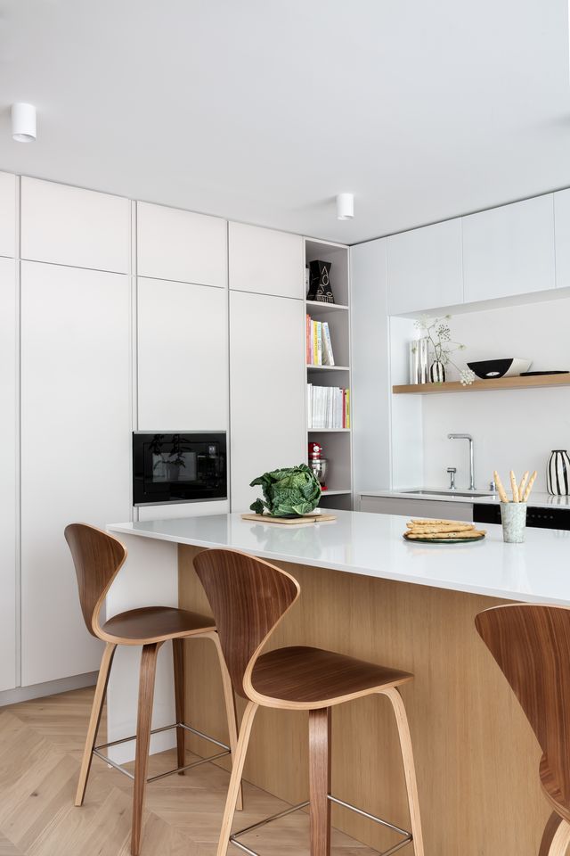 cuisine décoration contemporaine appartement 130m2 Paris rénové par Elodie Sierocki Studio Photo : © Sophie Lloyd cuisine décoration contemporaine appartement 130m2 Paris rénové par Elodie Sierocki Studio Photo : © Sophie Lloyd