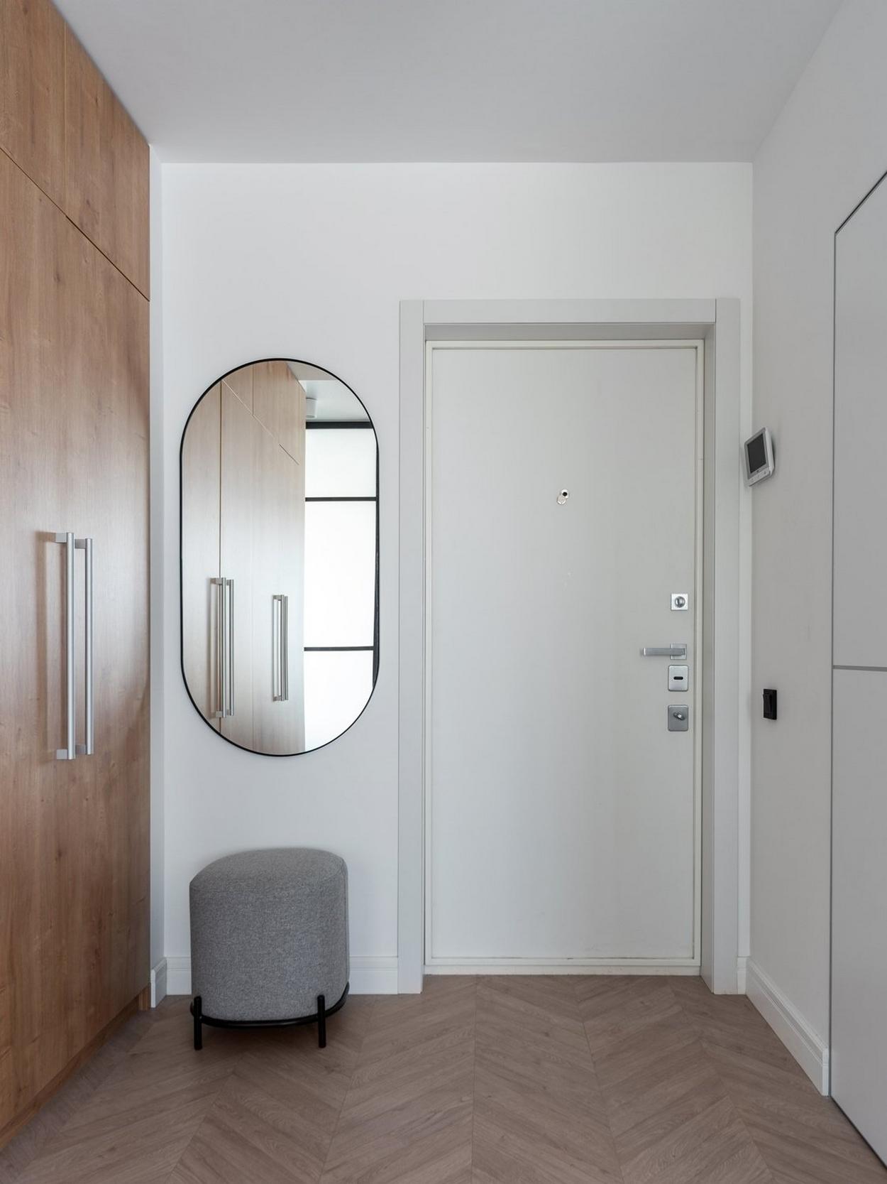 entrée avec placard