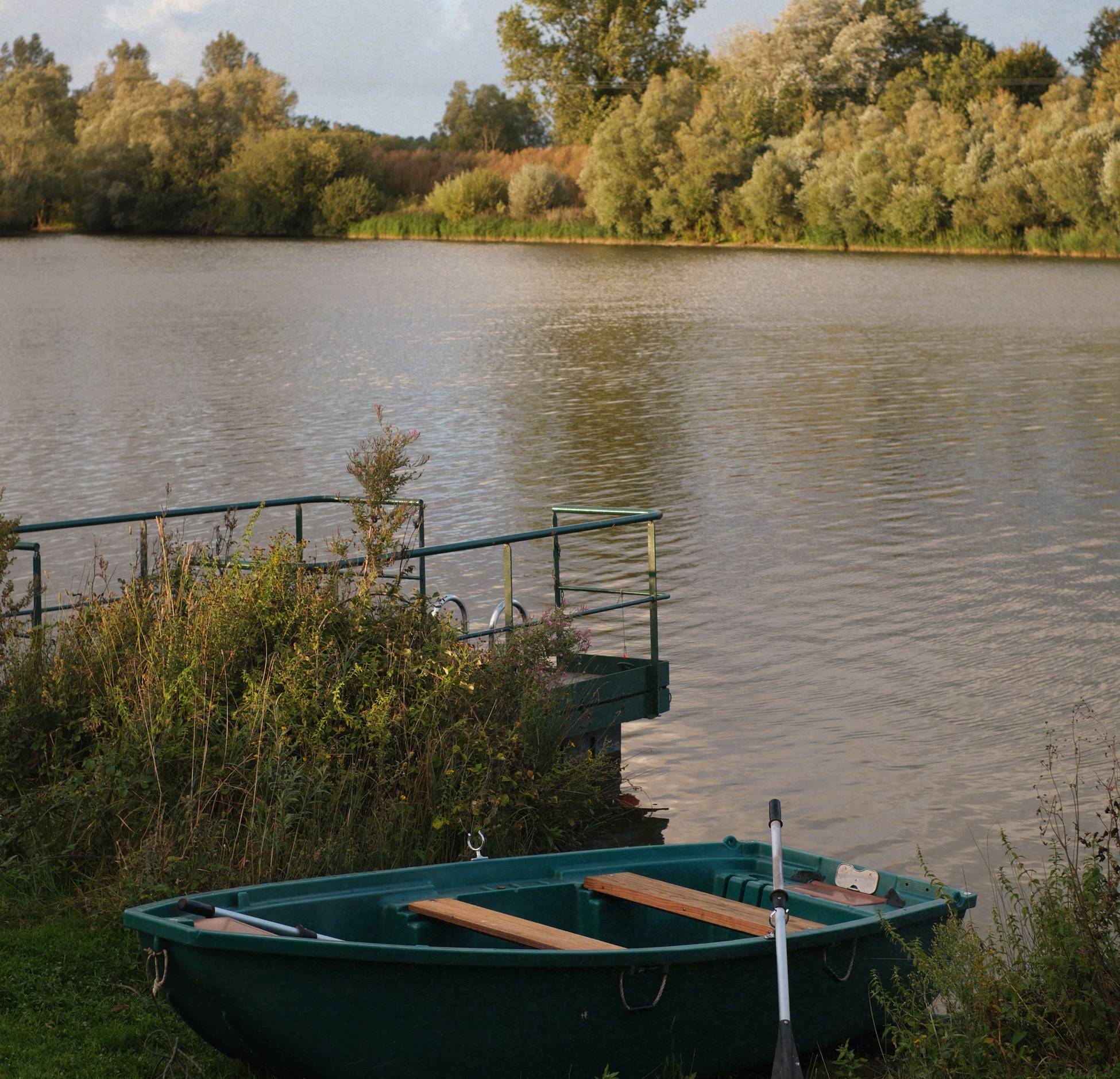jardin avec ponton maison ancienne rénovée La Grande Pommeraie Baie de Somme