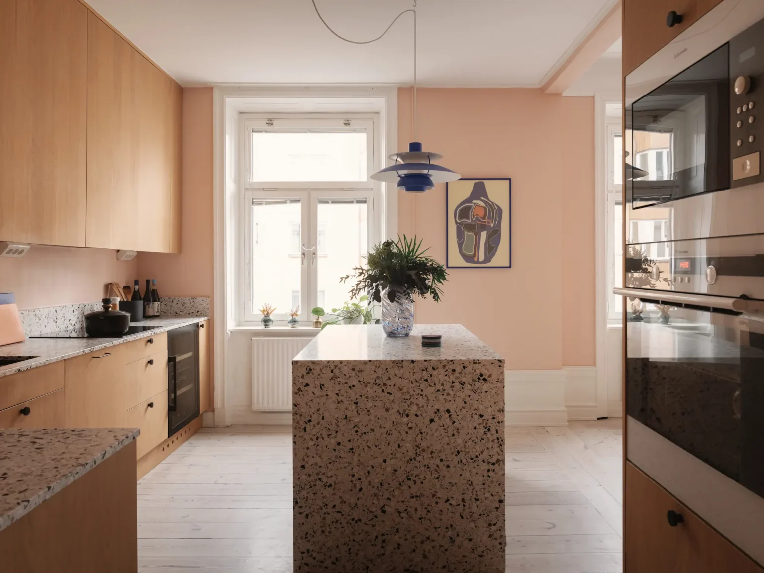cuisine ouverte bois chêne clair terrazzo avec îlot décoration contemporaine scandinave