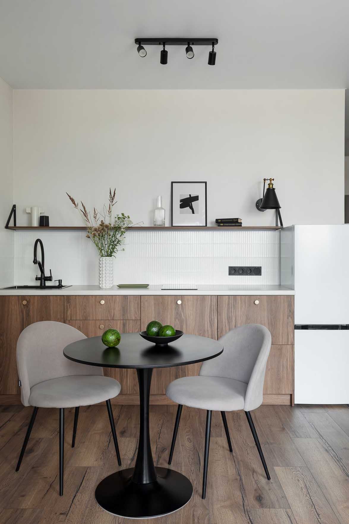 cuisine minimaliste et espace repas décoration contemporaine studio de 31m2 optimisé cuisine minimaliste et espace repas décoration contemporaine studio de 31m2 optimisé