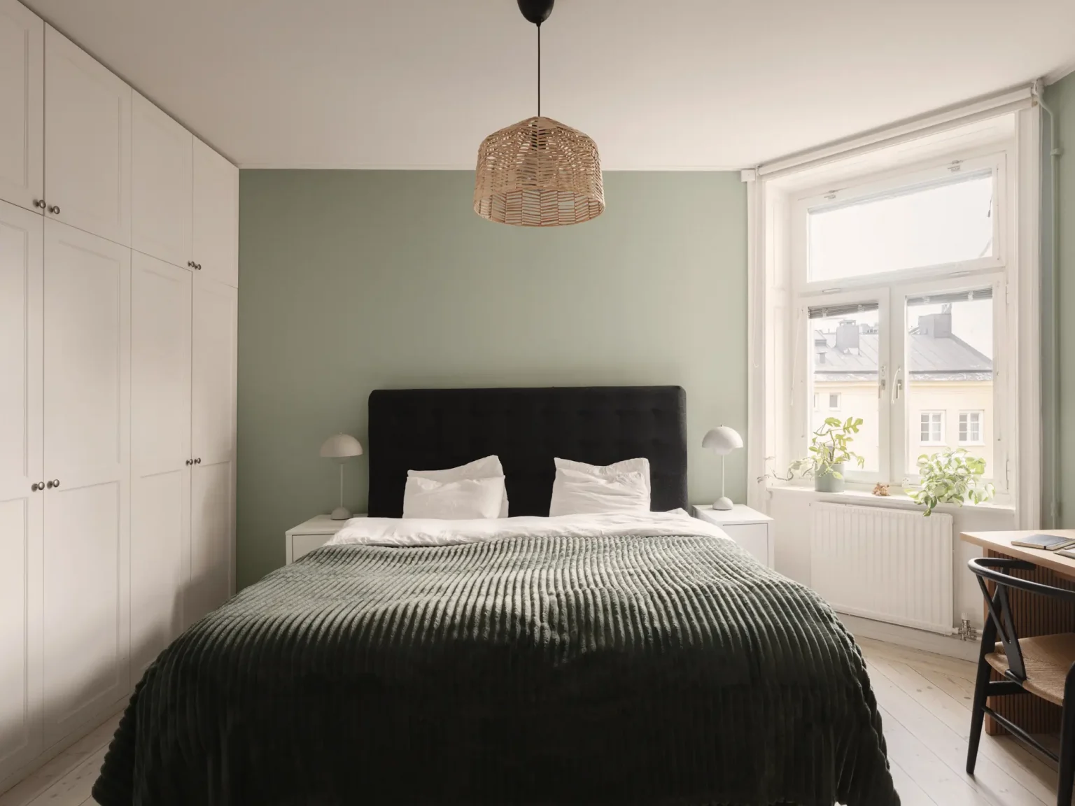 chambre murs verts décoration contemporaine scandinave