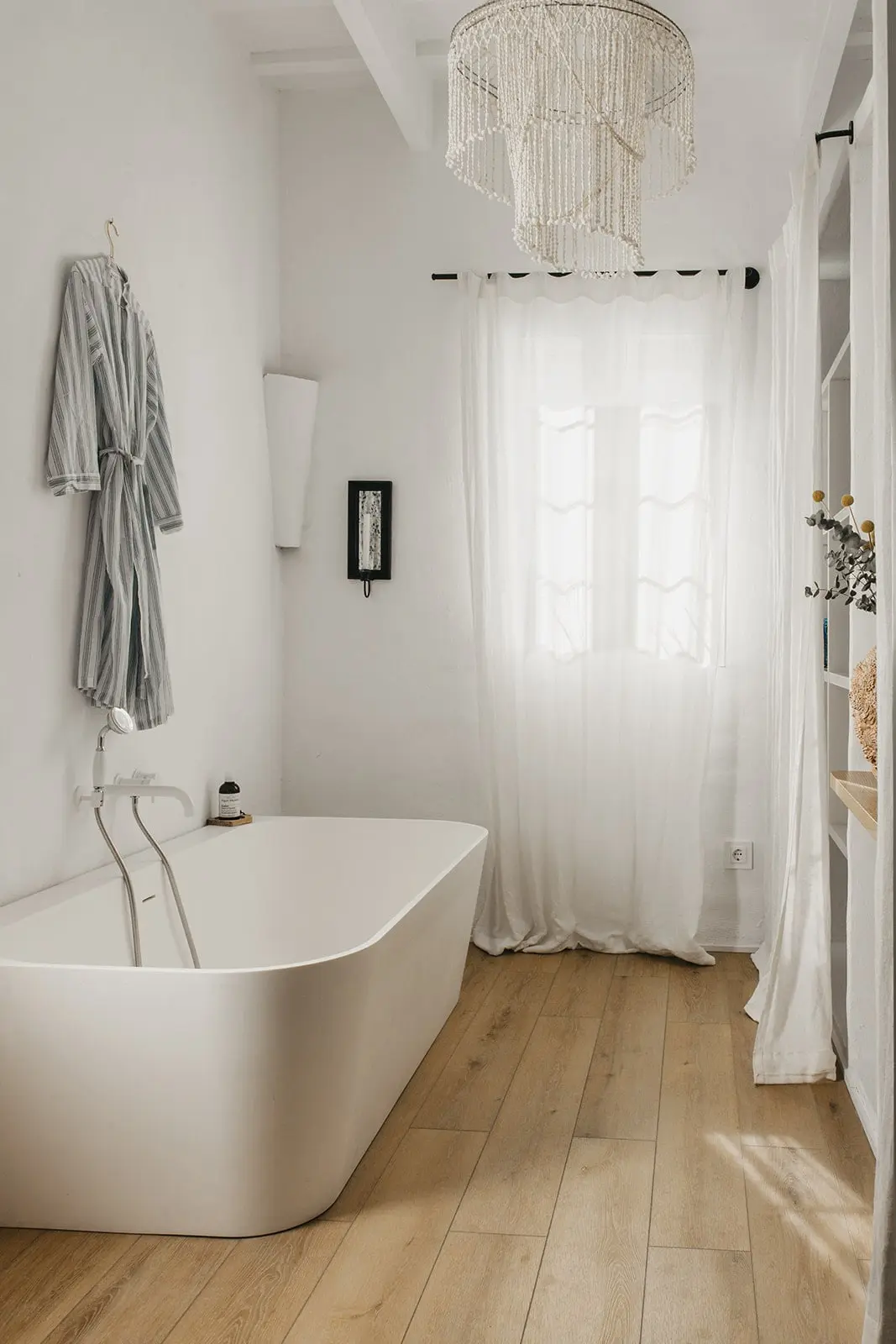 salle de bain décoration design et méditerranéenne maison Minorque