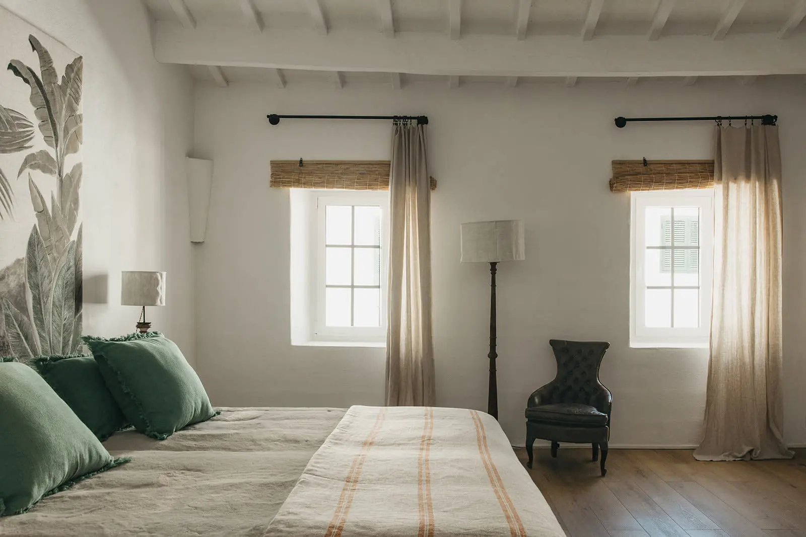chambre décoration vintage et méditerranéenne maison Minorque