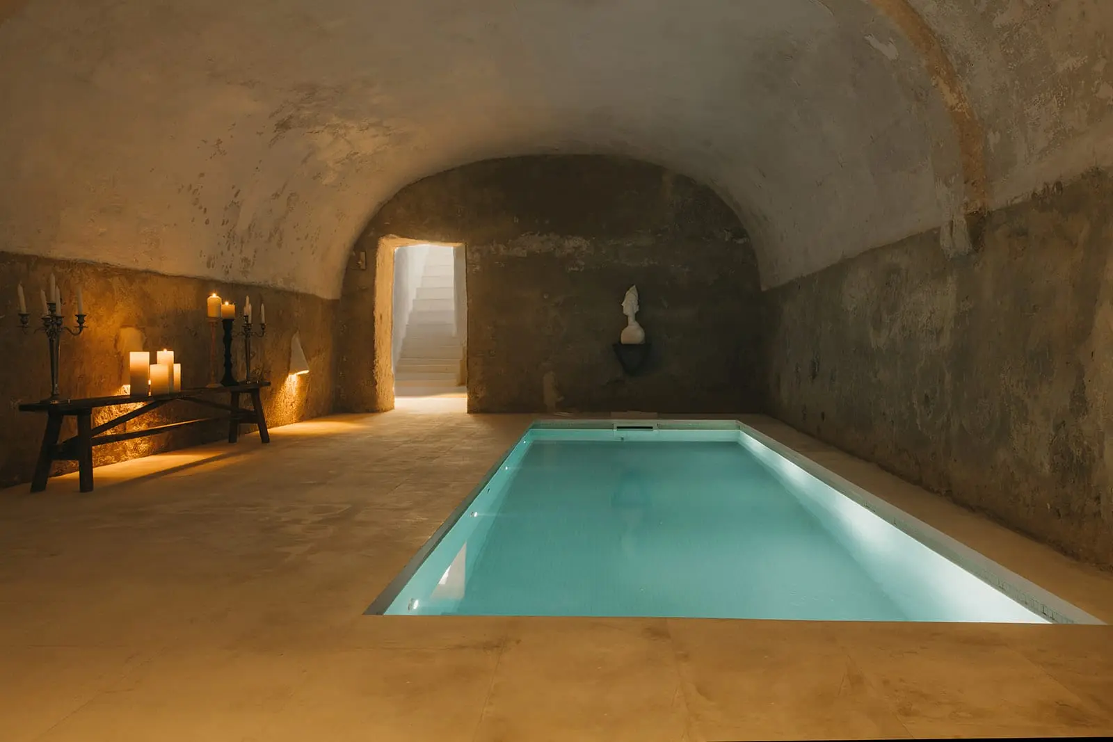 piscine intérieure