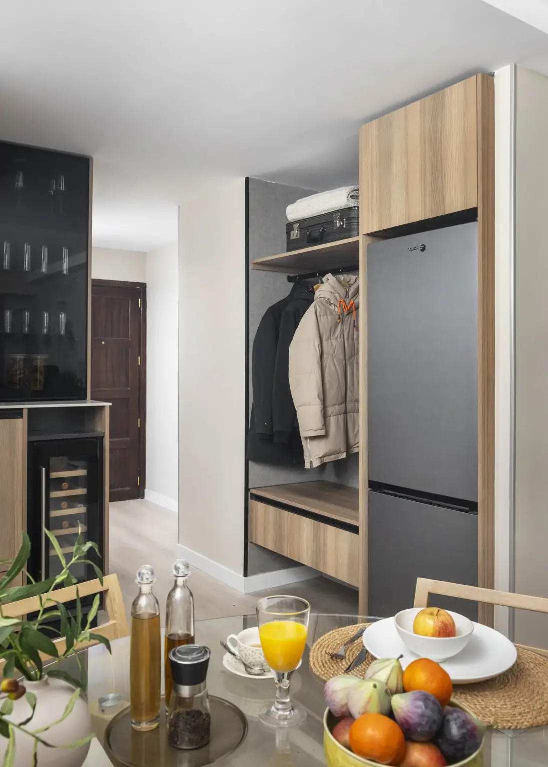 cuisine deux-pièces 40m2 décoration contemporaine cuisine deux-pièces 40m2 décoration contemporaine