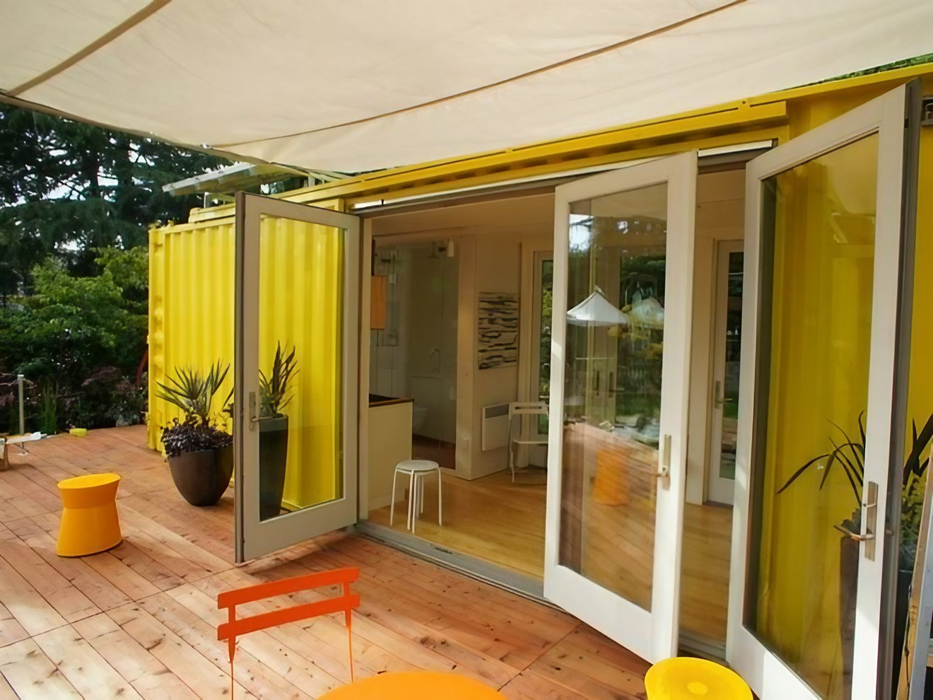 mini maison container Amazon jaune 13m2 mini maison container Amazon jaune 13m2