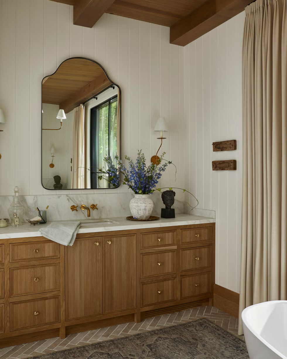salle de bain bois et marbre plafond bois décoration contemporaine maison contemporaine salle de bain bois et marbre plafond bois décoration contemporaine maison contemporaine