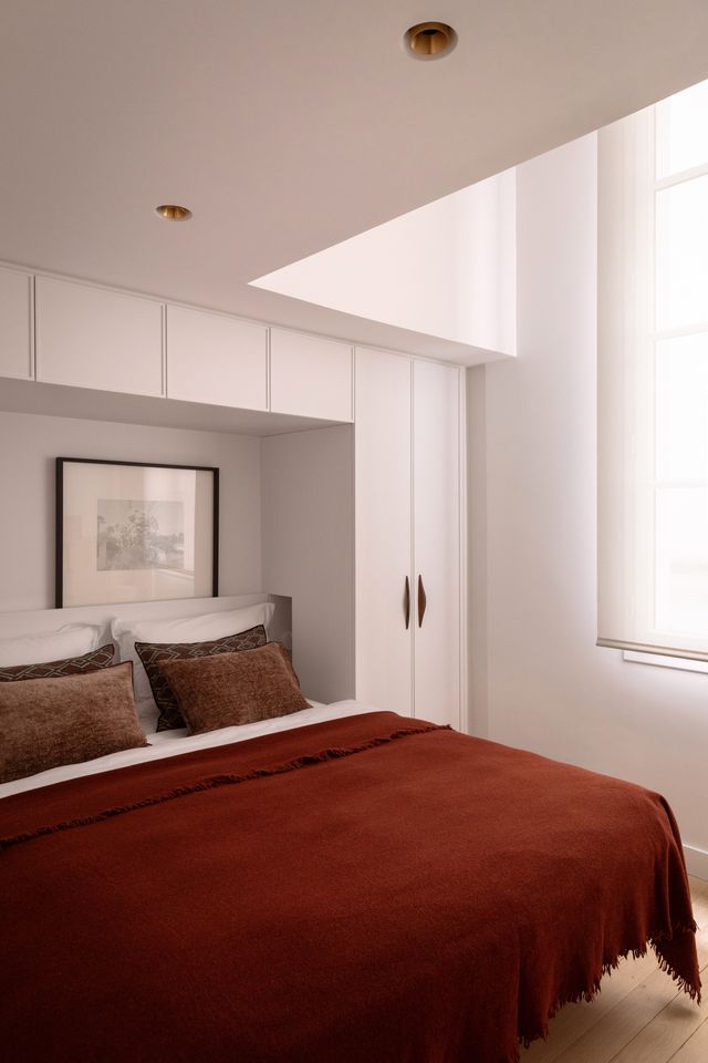 chambre appartement Paris décoration contemporaine par Elodie Sierocki photo : © bcdf studio chambre appartement Paris décoration contemporaine par Elodie Sierocki photo : © bcdf studio