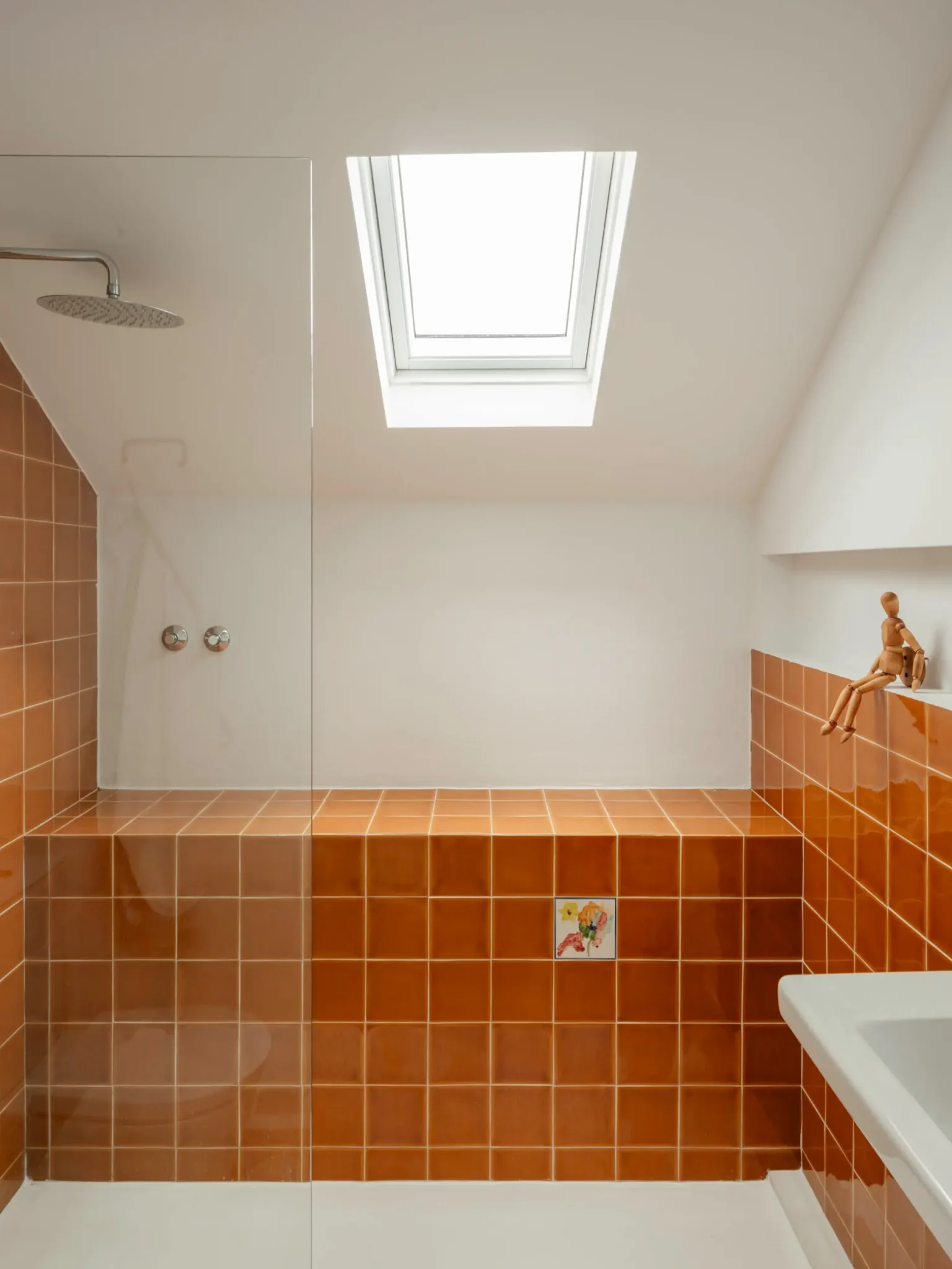 salle de bain carrelage couleur caramel 