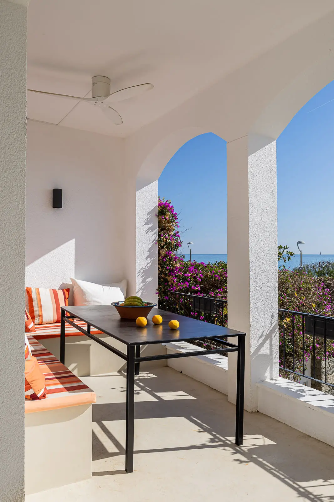 terrasse maison de plage avec piscine près de Barcelone 