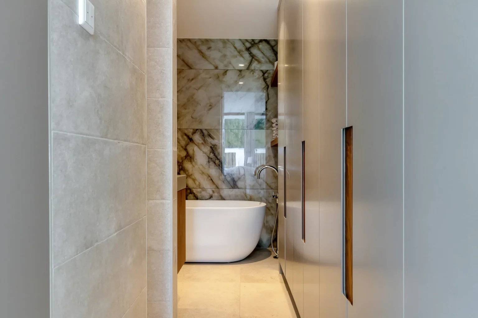 salle de bain décoration grise maison design Hollande