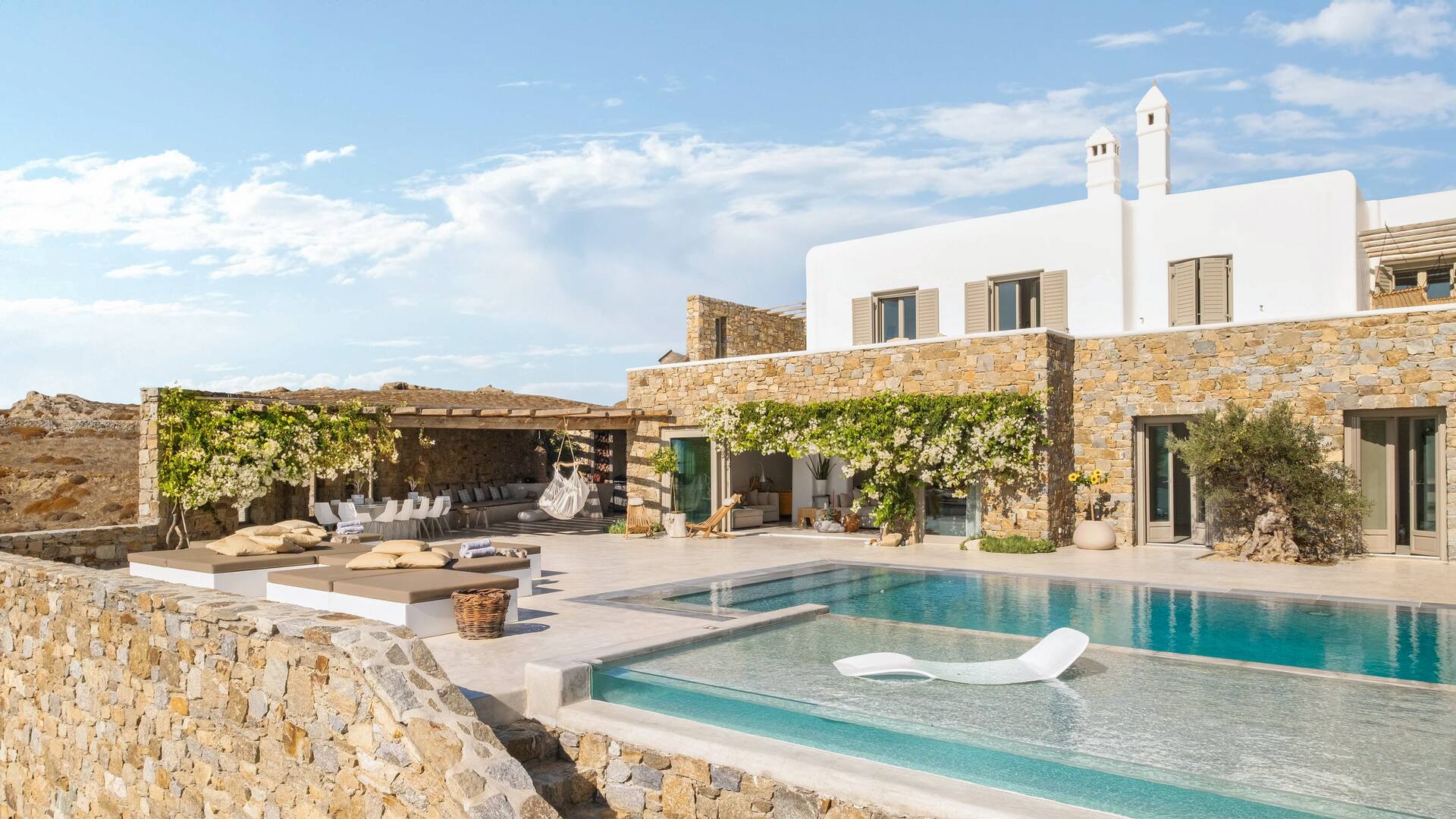 Mykonos house with swimming pool contemporary decor Mykonos house with swimming pool contemporary decor