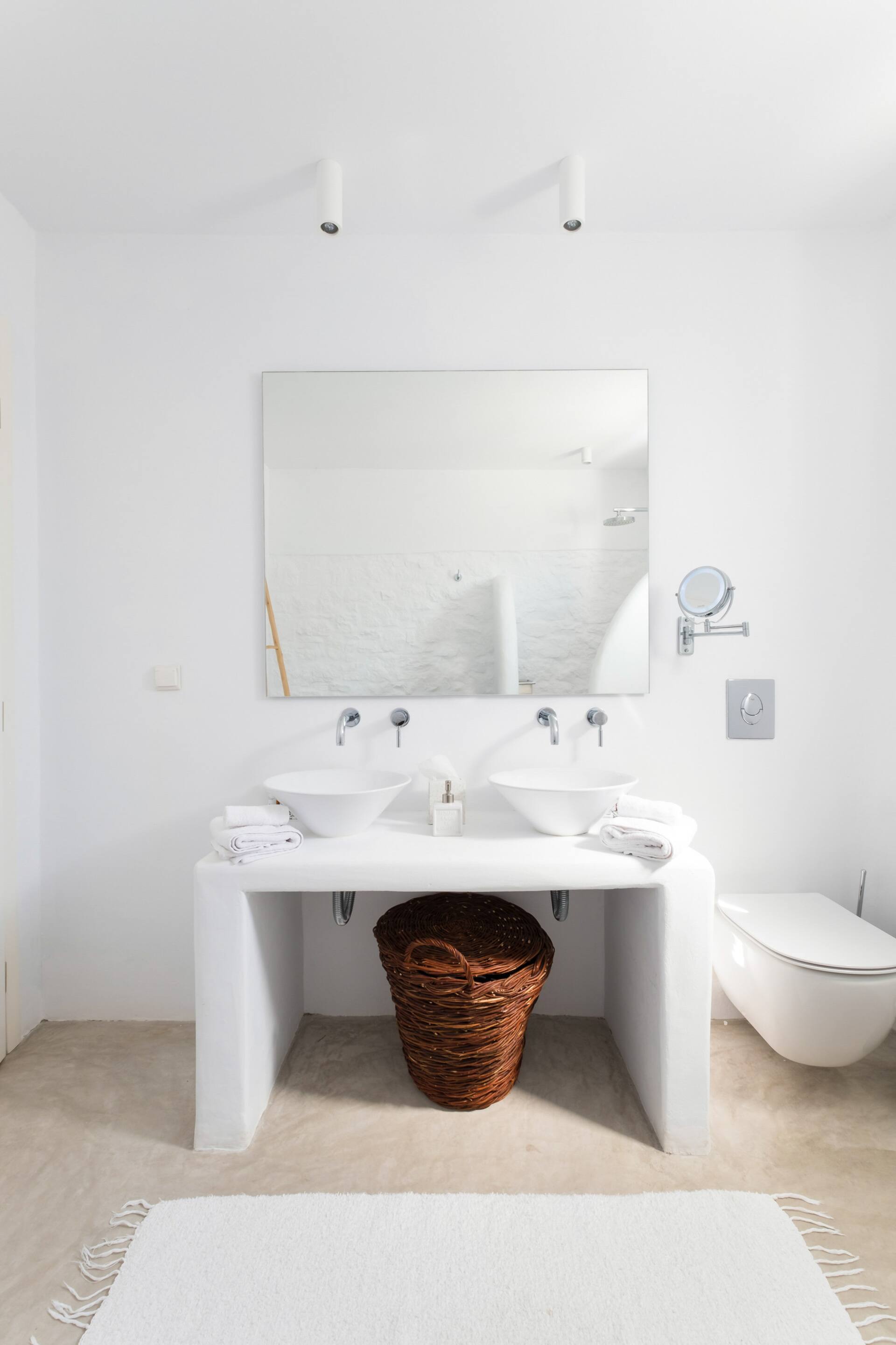 organic white bathroom Mykonos house with swimming pool contemporary decor organic white bathroom Mykonos house with swimming pool contemporary decor