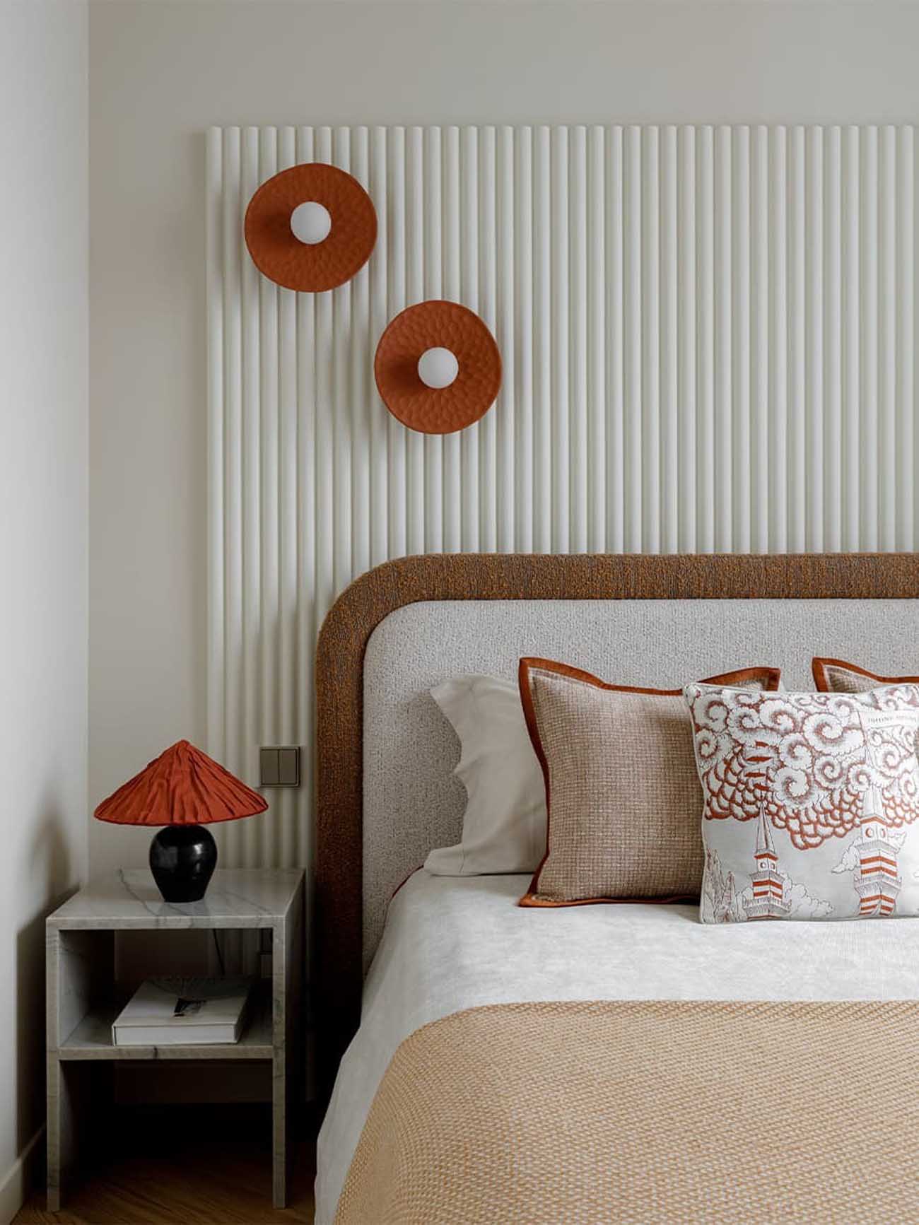 contemporary decorated two-room bedroom of 37m2