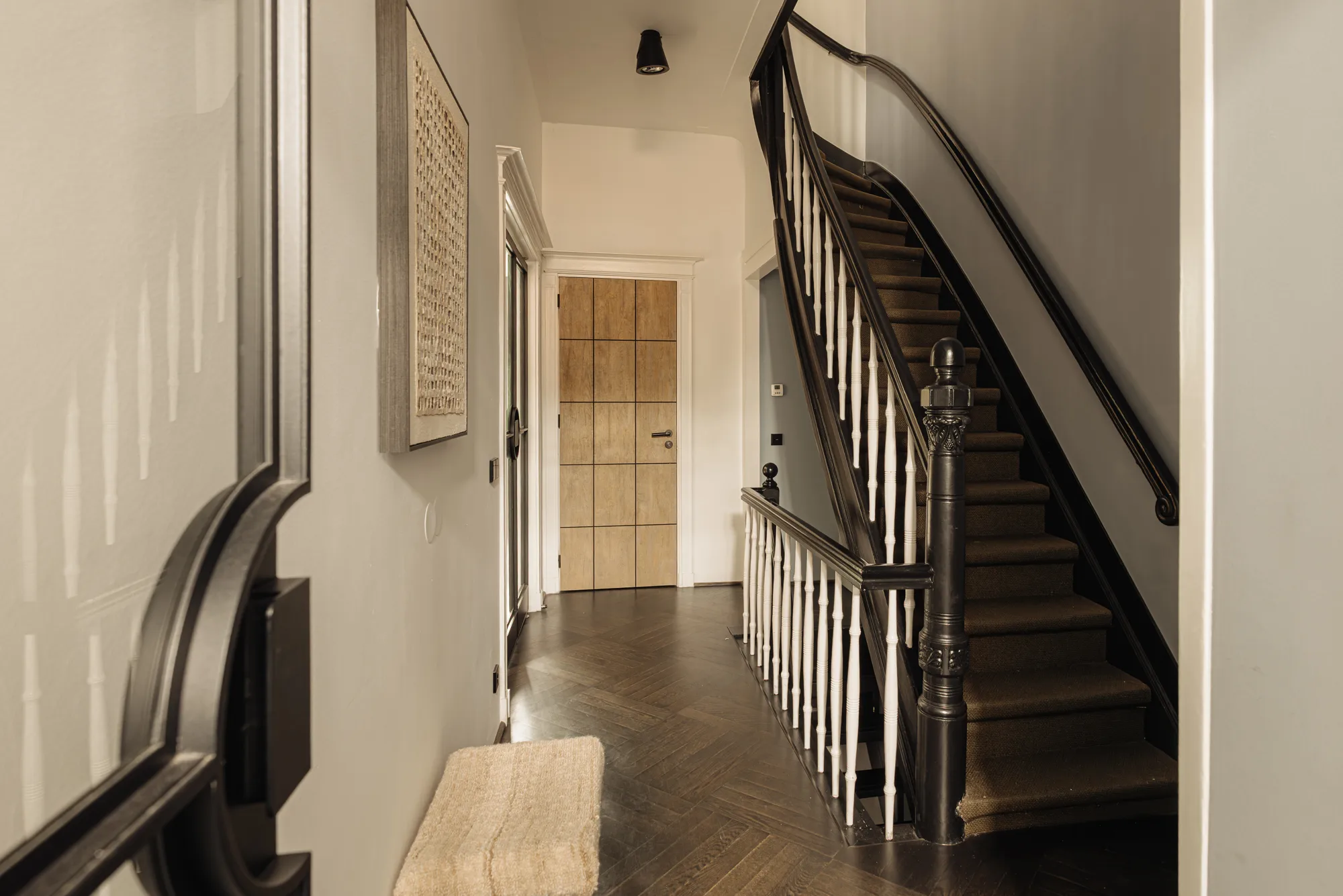 escalier ancien en bois