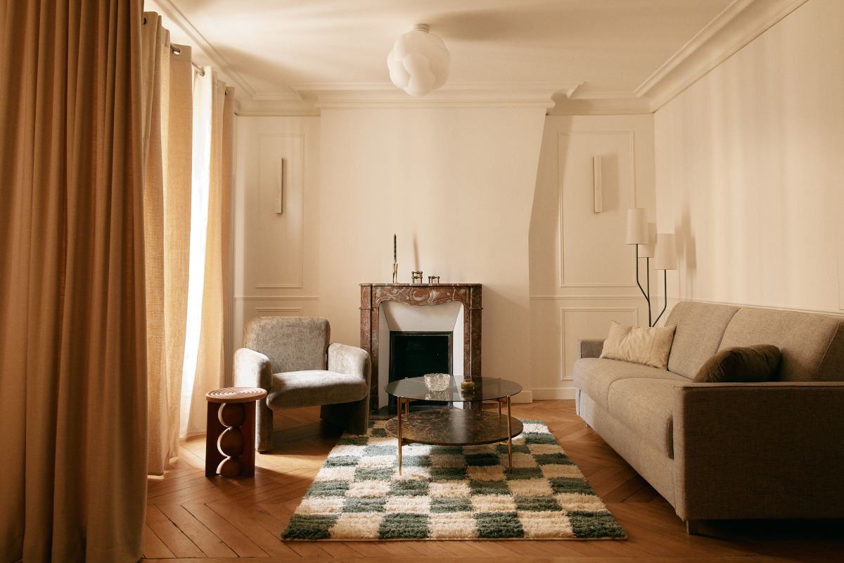 Ce 50m2 haussmannien à Paris a été rénové de façon originale par le studio CHHO