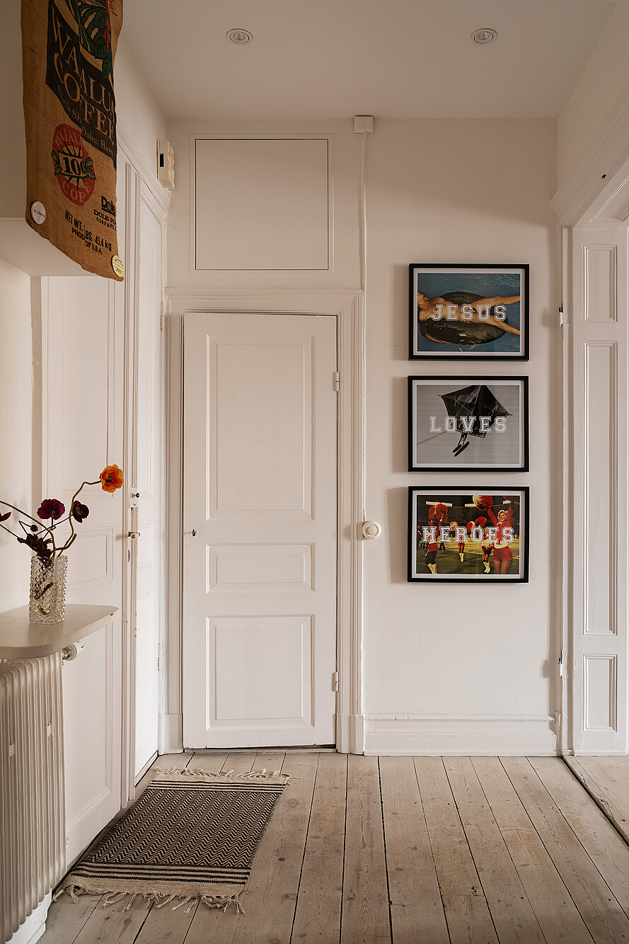 entrée appartement deux-pièces ancien décoration vintage et bohème