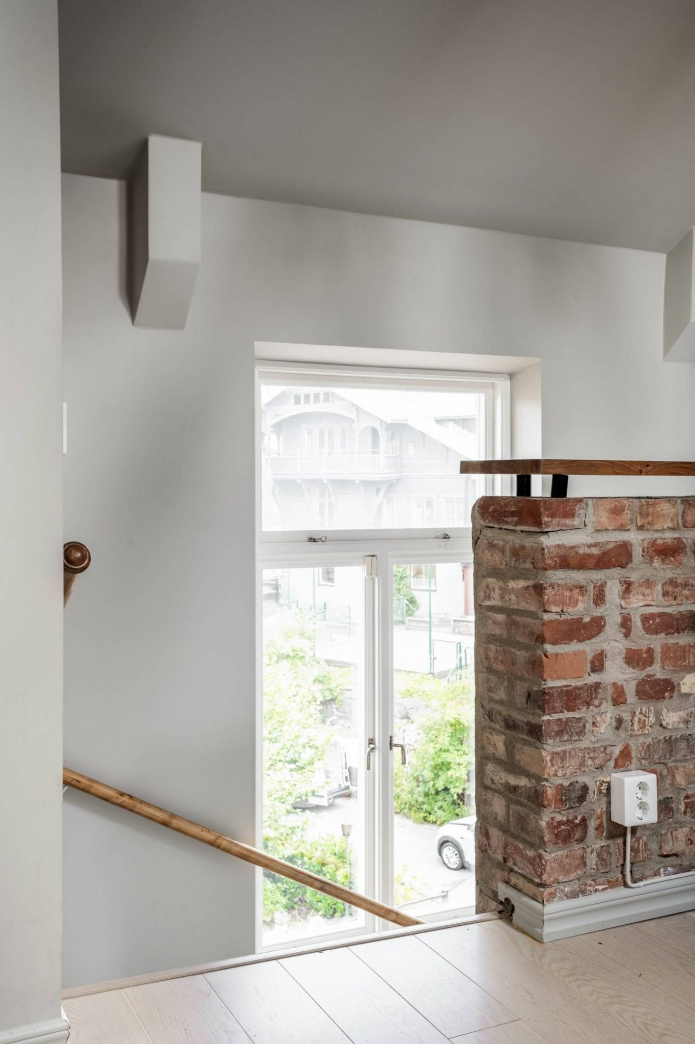 escalier appartement sous combles décoration scandinave