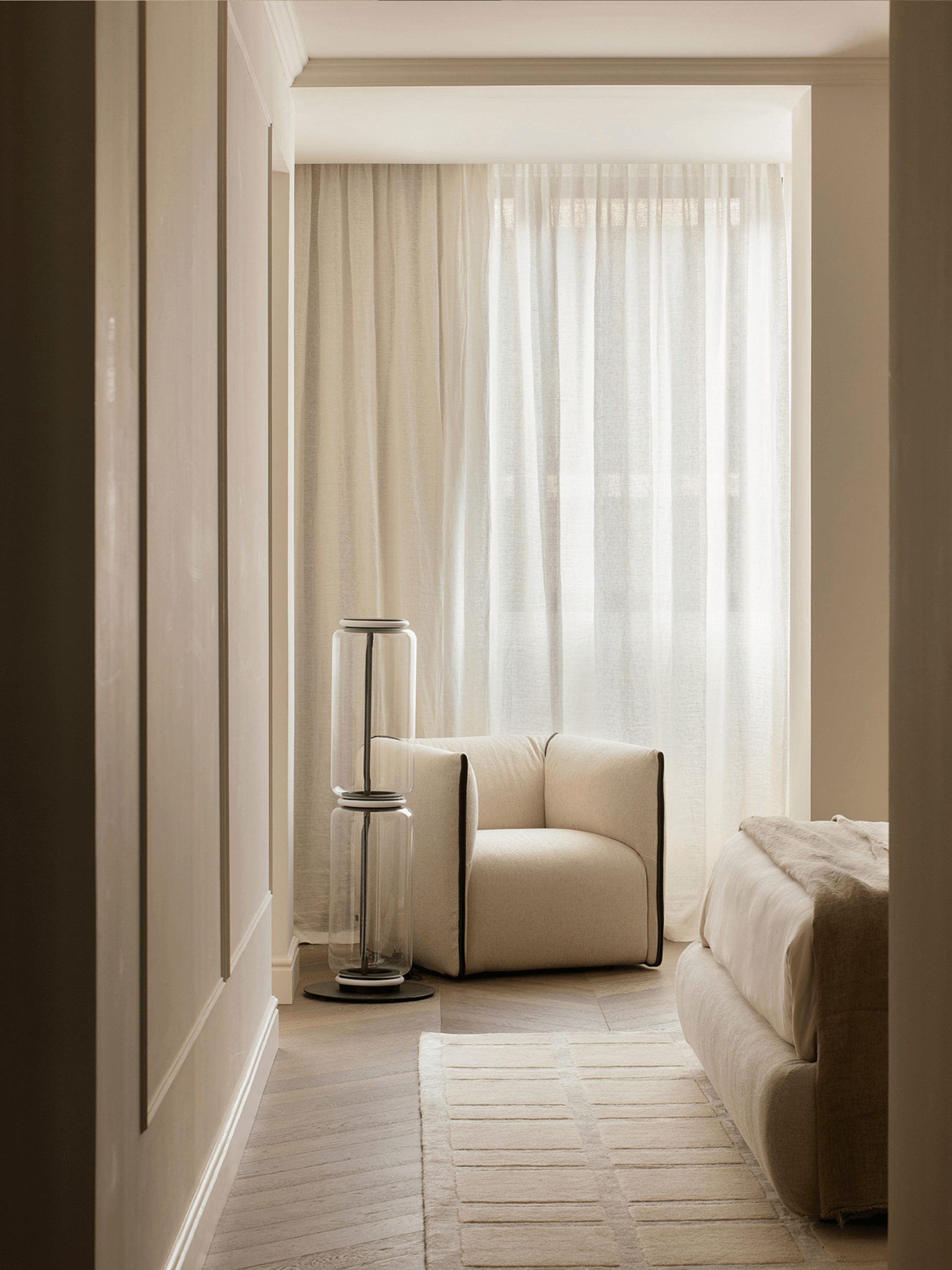 chambre mur noyer décoration contemporaine beige chambre mur noyer décoration contemporaine beige