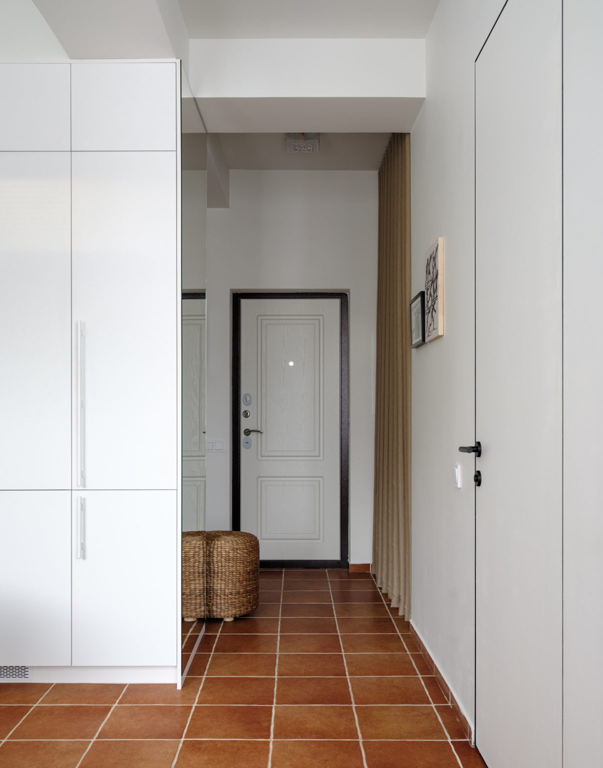 entrée carrelage couleur terracotta