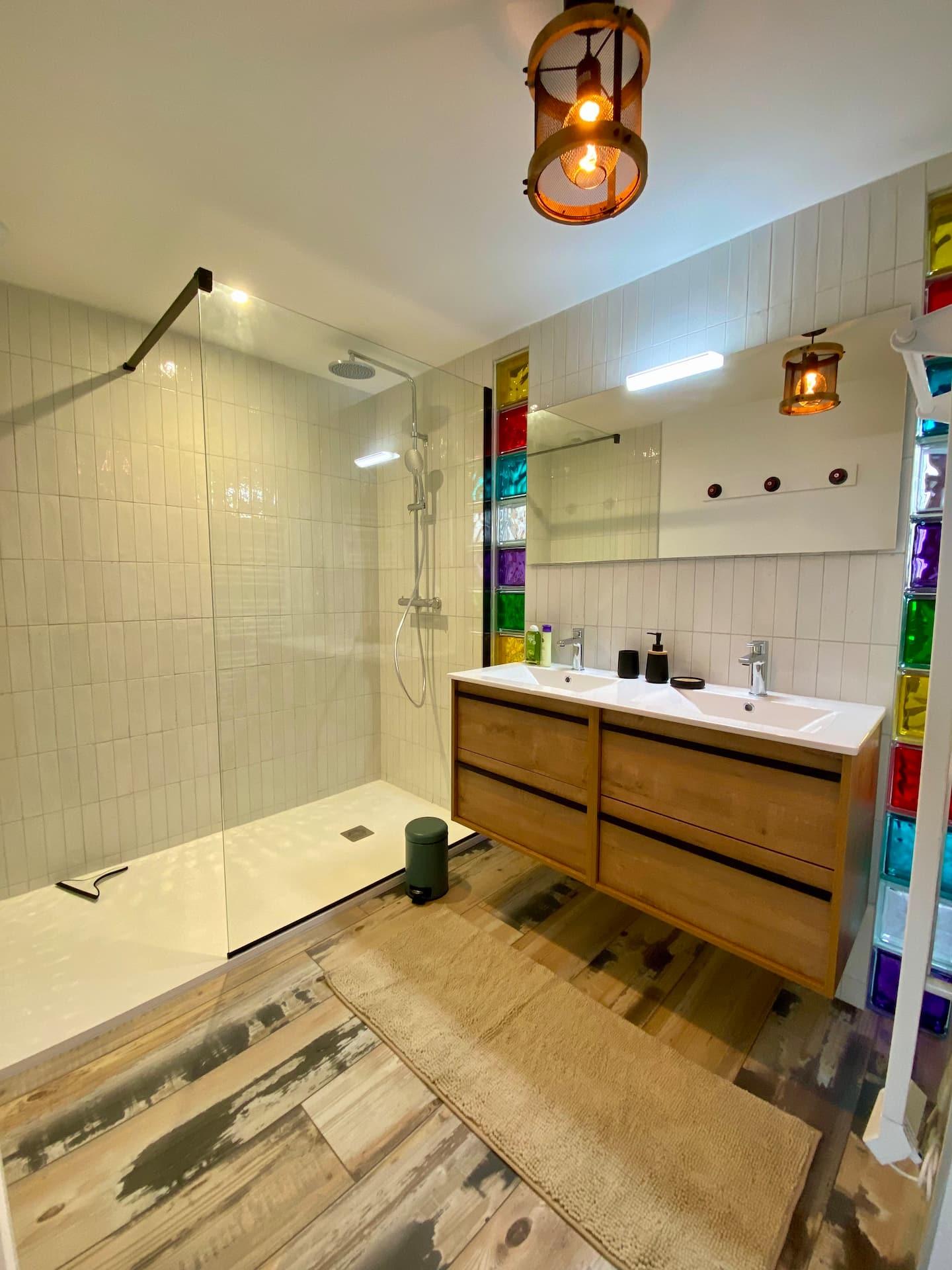 modern bathroom in loft Royan France Atlantic Coast modern bathroom in loft Royan France Atlantic Coast