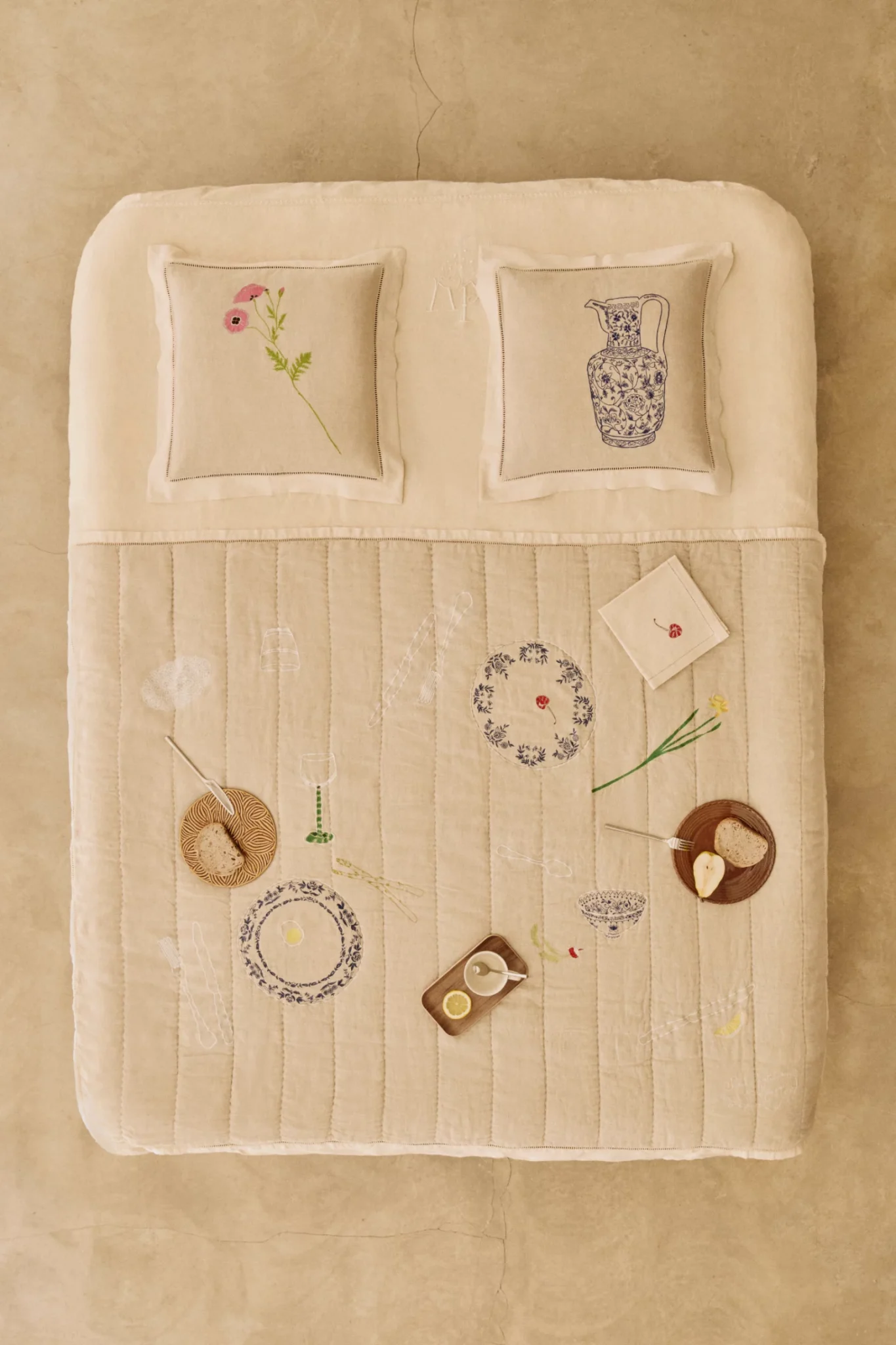 jete de lit en lin collaboration Monoprix x Sarah Espeute