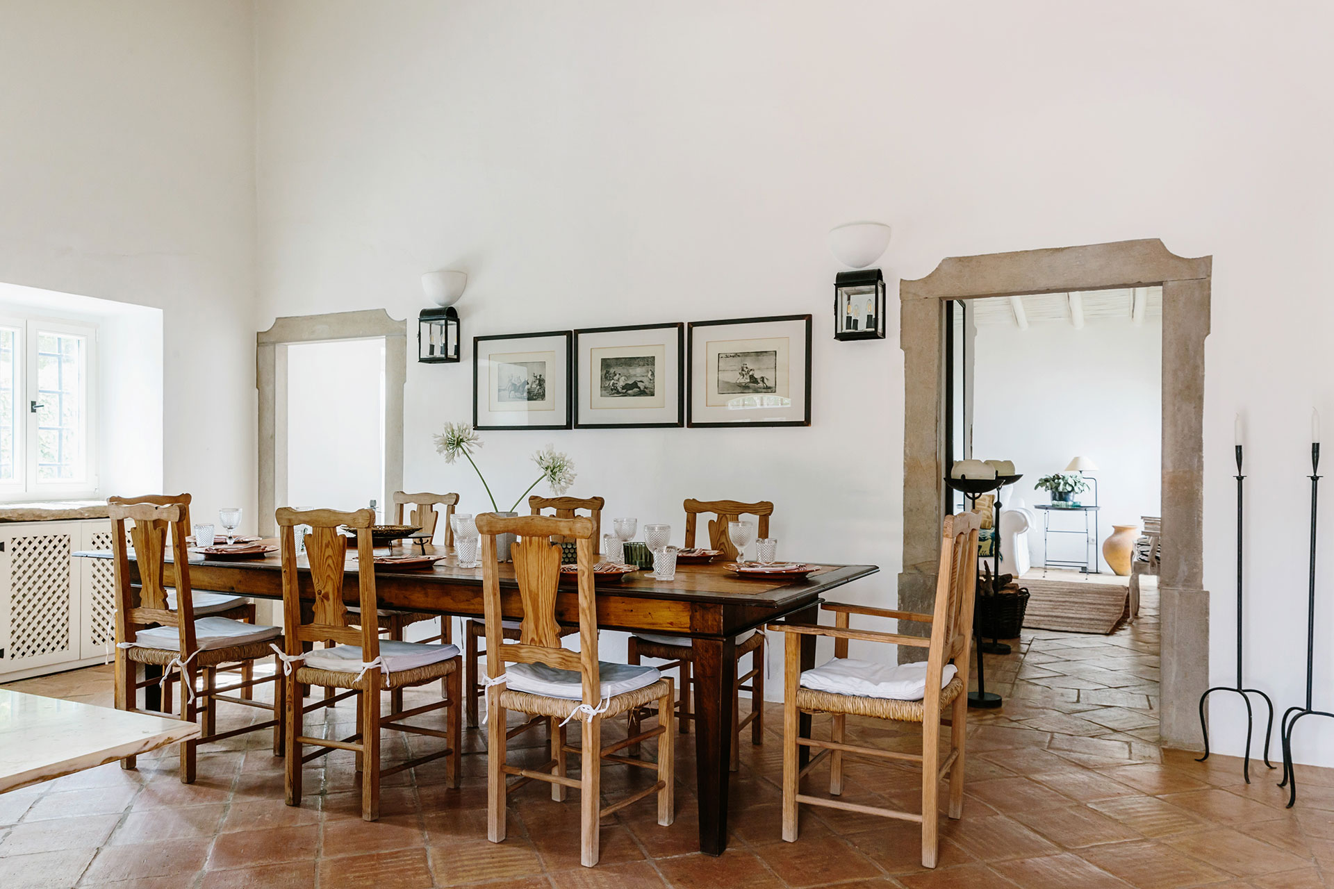 salle à manger décoration rustique chic maison de campagne portugaise Monte da Palmeira salle à manger décoration rustique chic maison de campagne portugaise Monte da Palmeira