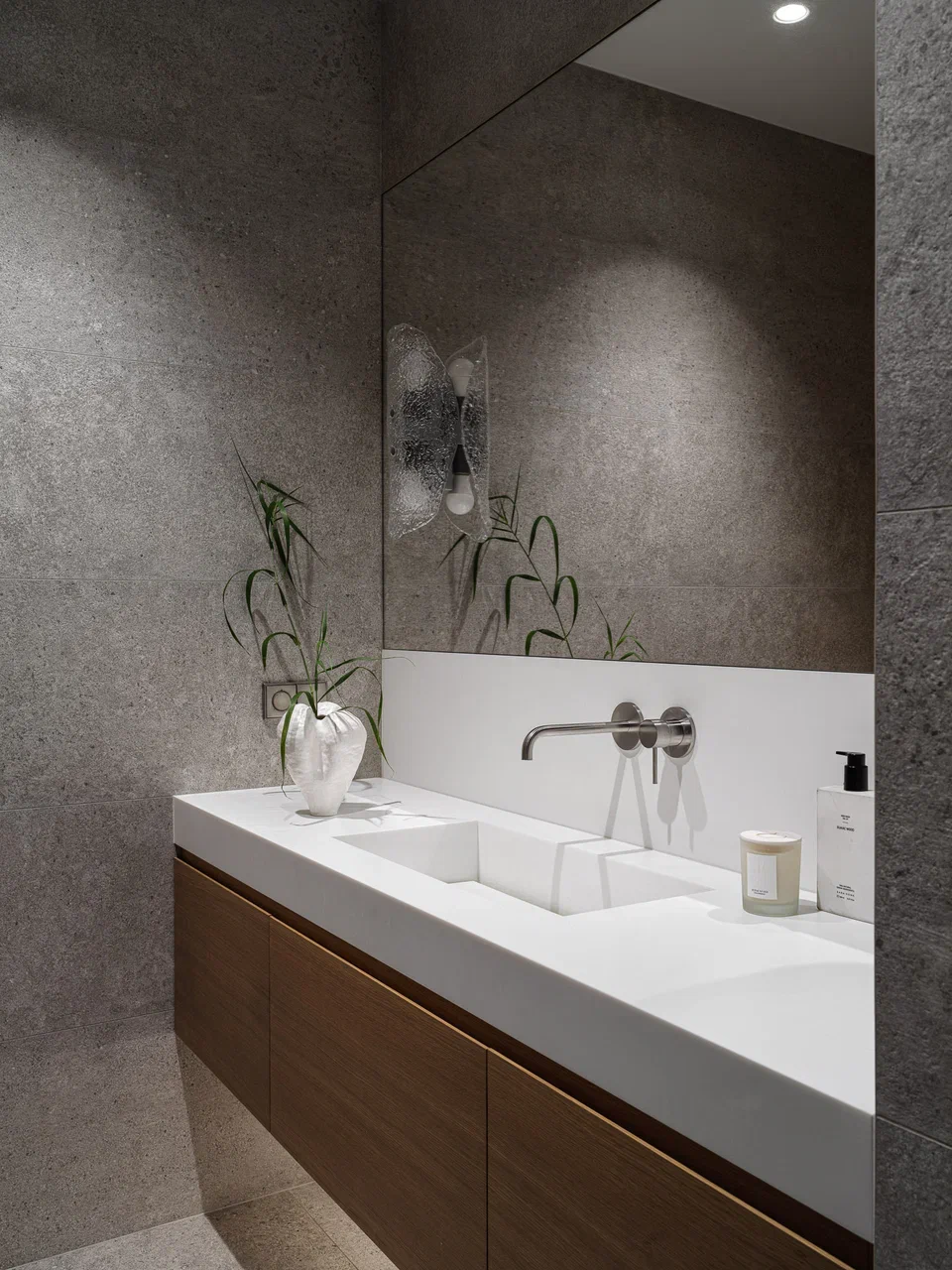 salle de bain bois et gris décoration contemporaine appartement 52m2 salle de bain bois et gris décoration contemporaine appartement 52m2