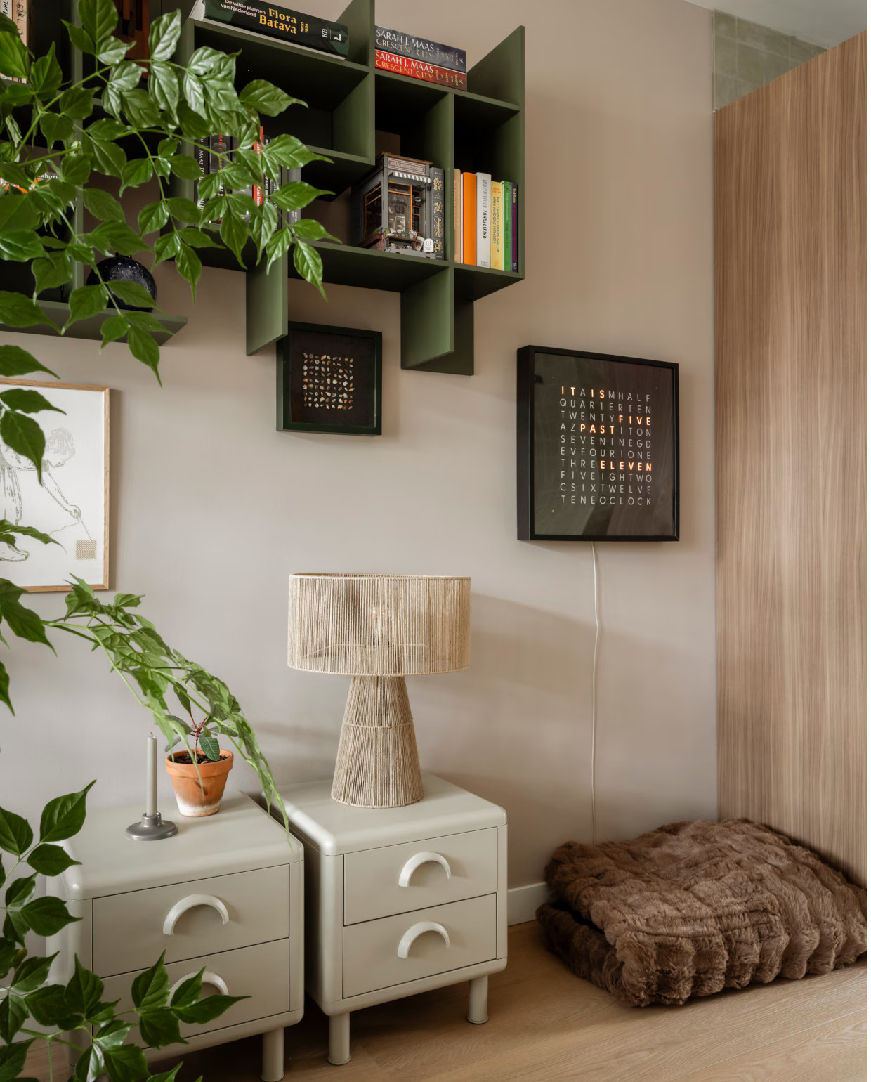 living room with vintage elements by VT Wonen living room with vintage elements by VT Wonen