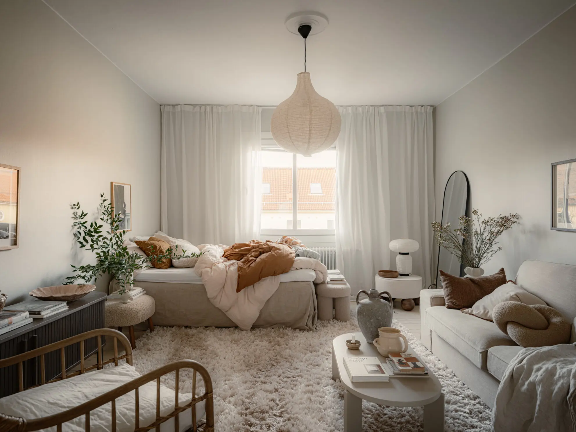 Lumière, bois et douceur : le trio gagnant de ce studio de 34m2