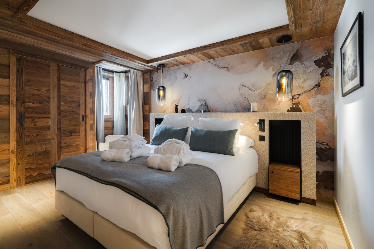 bedroom with wooden walls Méribel bedroom with wooden walls Méribel