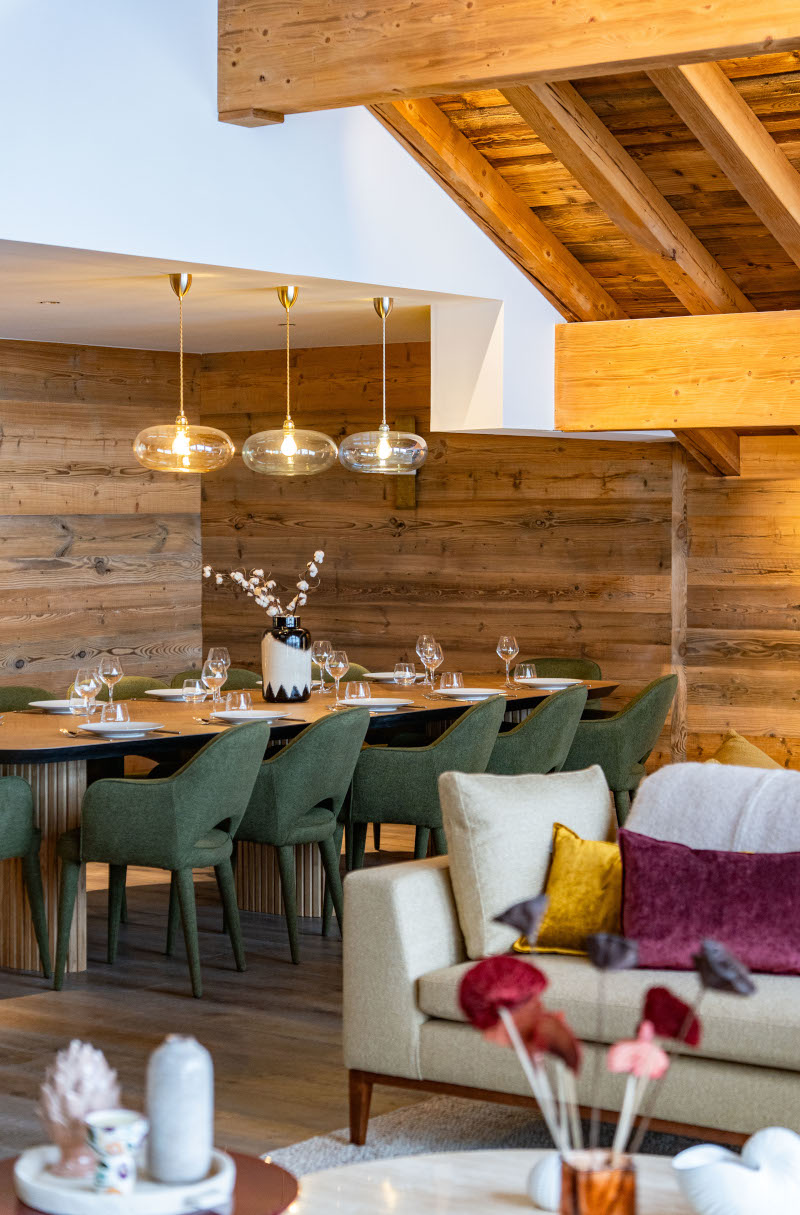 double height living room alpine Chalet J Méribel contemporary decor double height living room alpine Chalet J Méribel contemporary decor