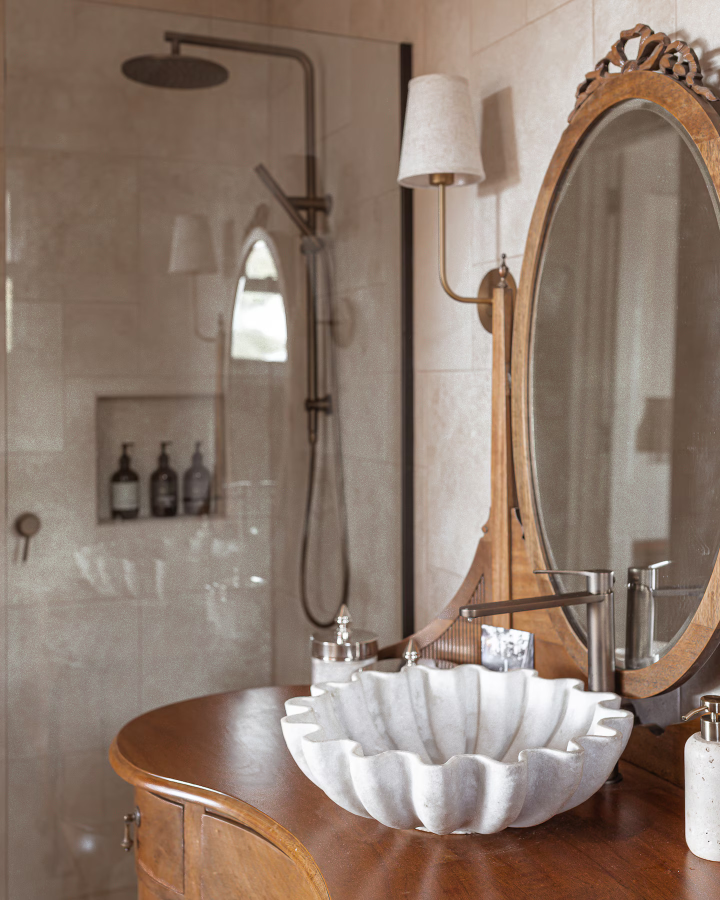 bathroom classic style The Songbird Tasmania