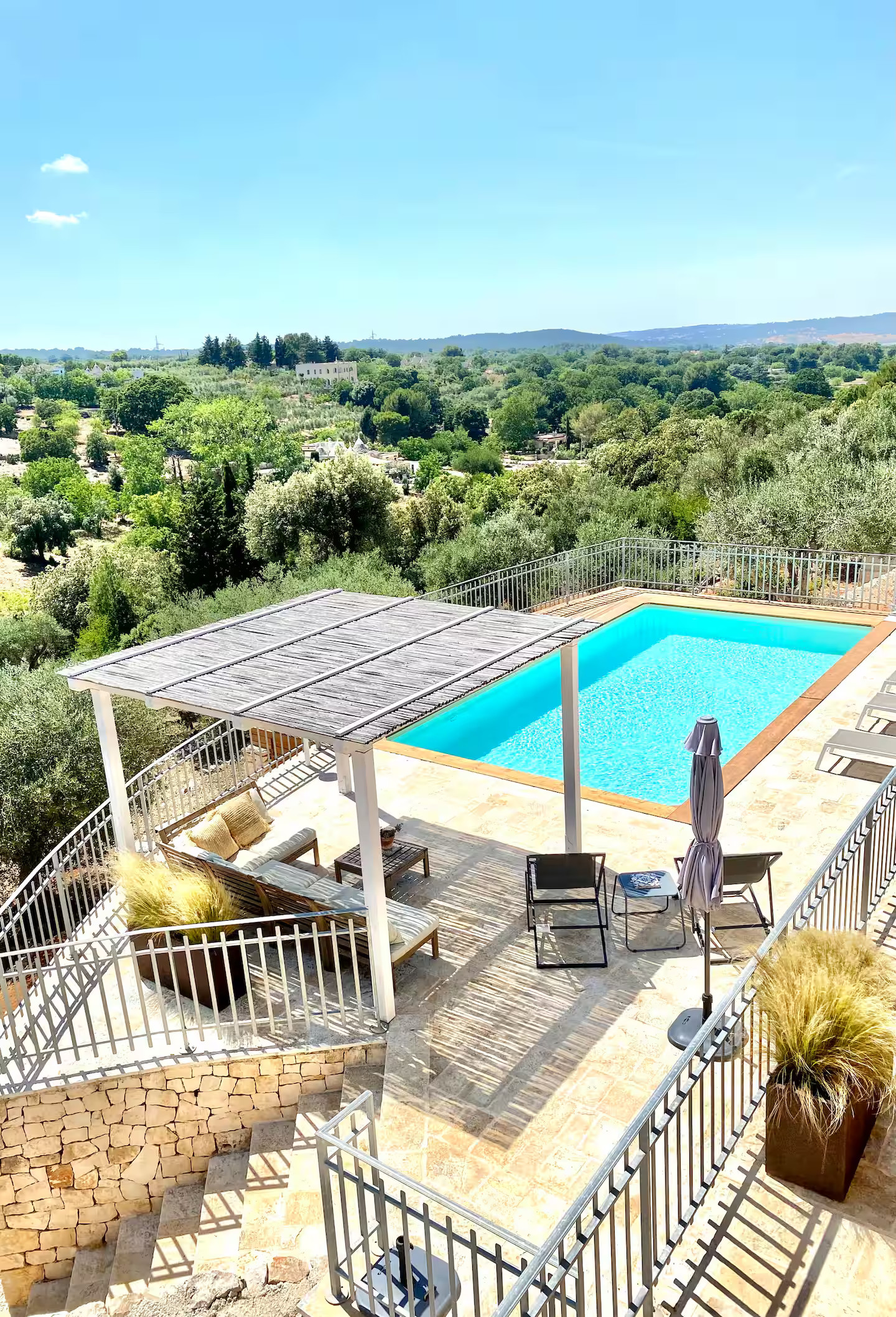 terrace with pool Trullo Falco