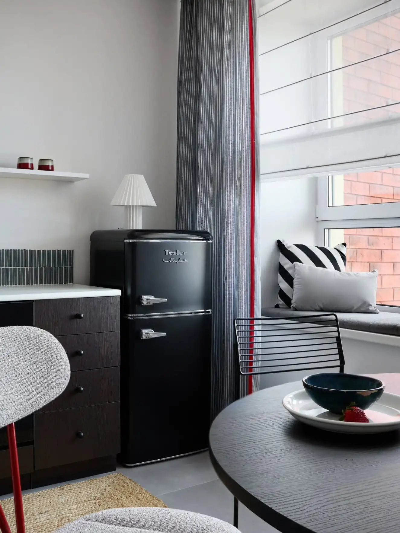 kitchen and dining room contemporary decor 40sqm studio kitchen and dining room contemporary decor 40sqm studio