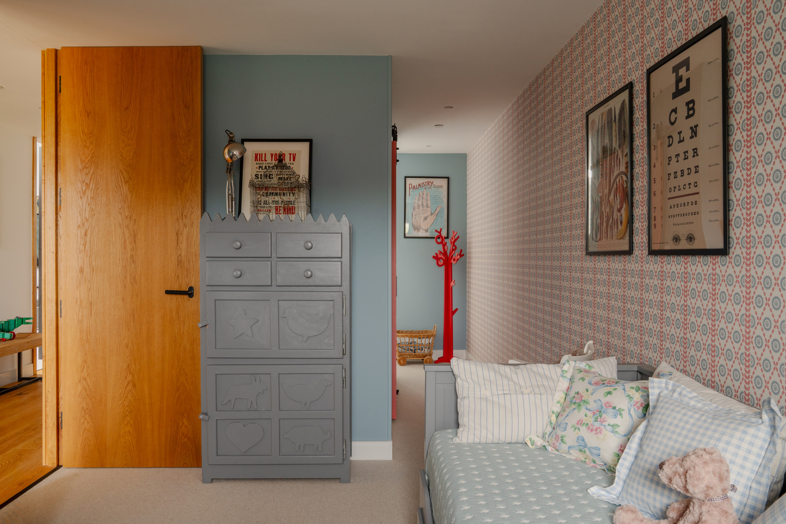 child bedroom