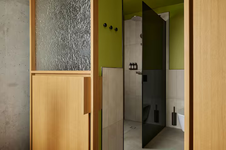 salle de bain studio design de 22m2 décoration contemporaine