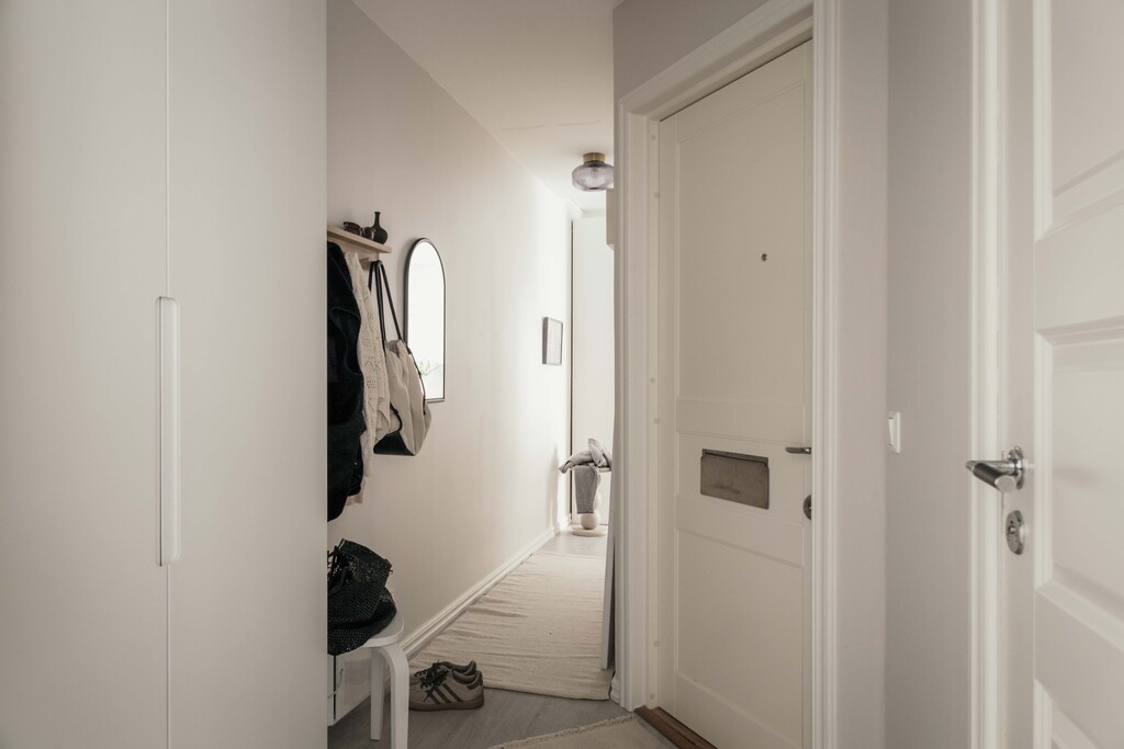 entryway entryway