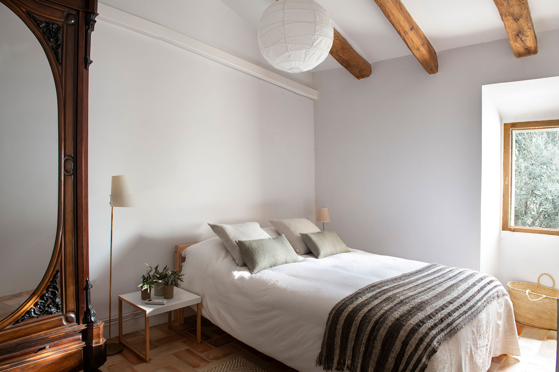 bedroom with beams Casa Maltesa