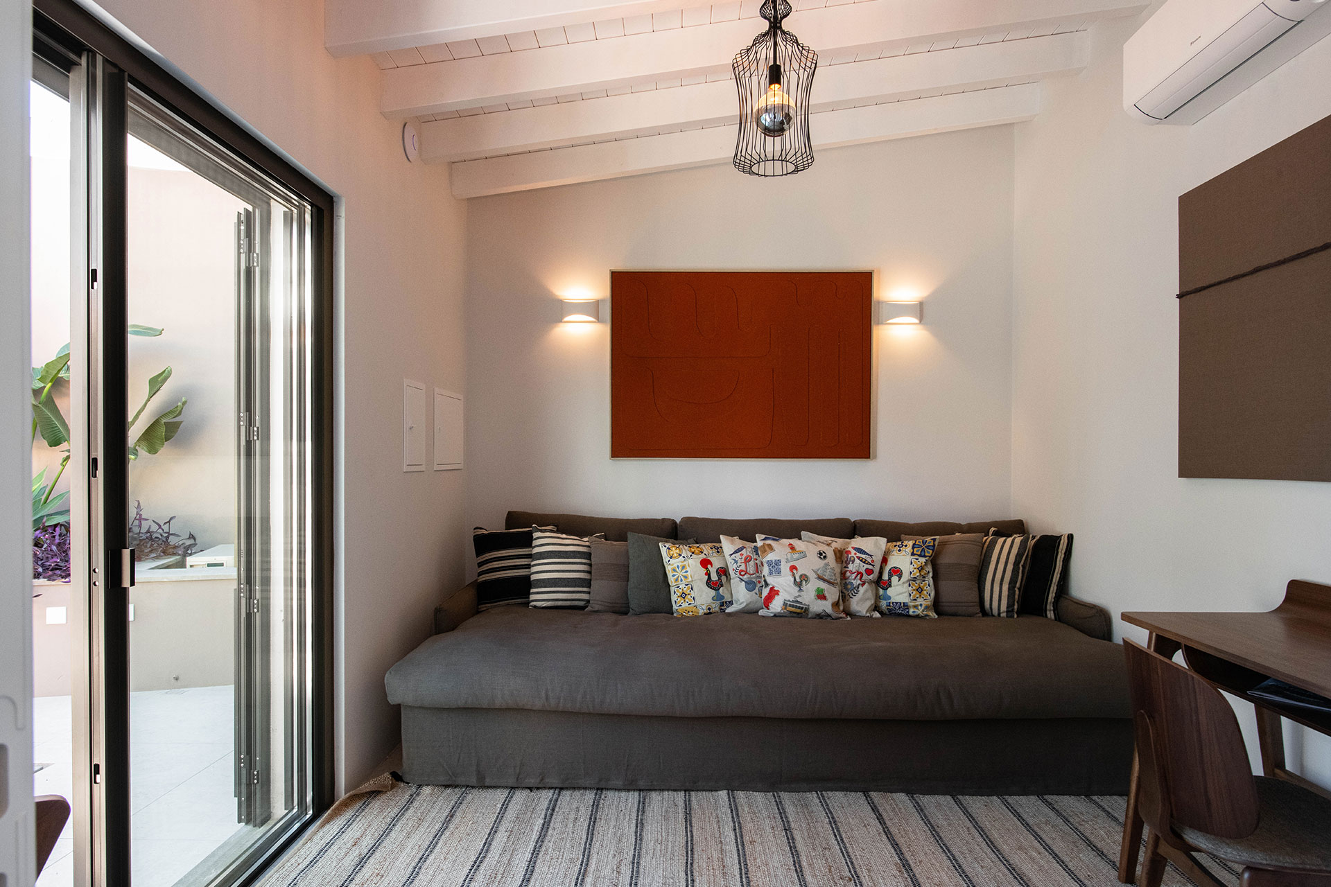 small living room contemporary decor Casa Dima Algarve