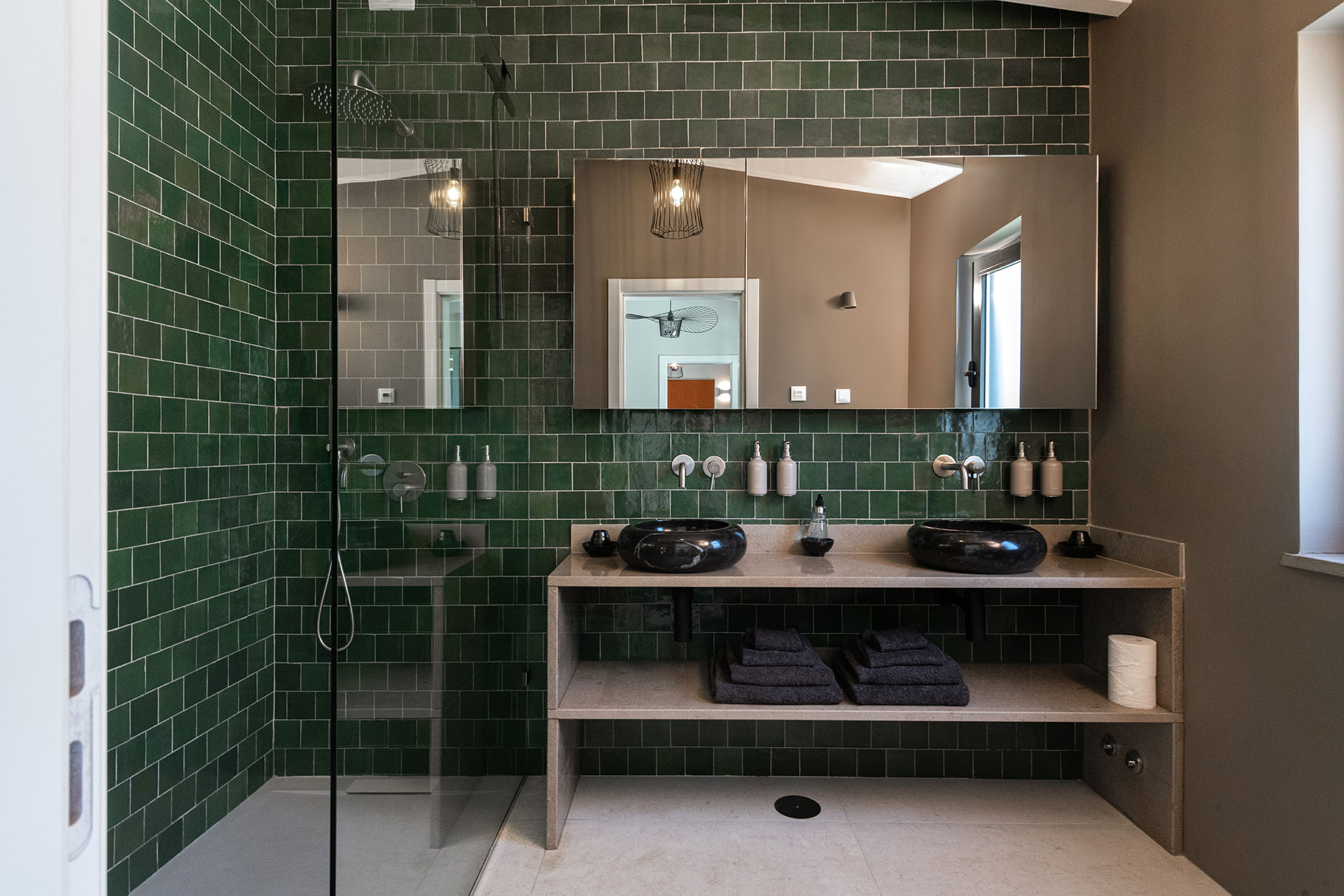 wood and green tiled bathroom Casa Dima Algarve