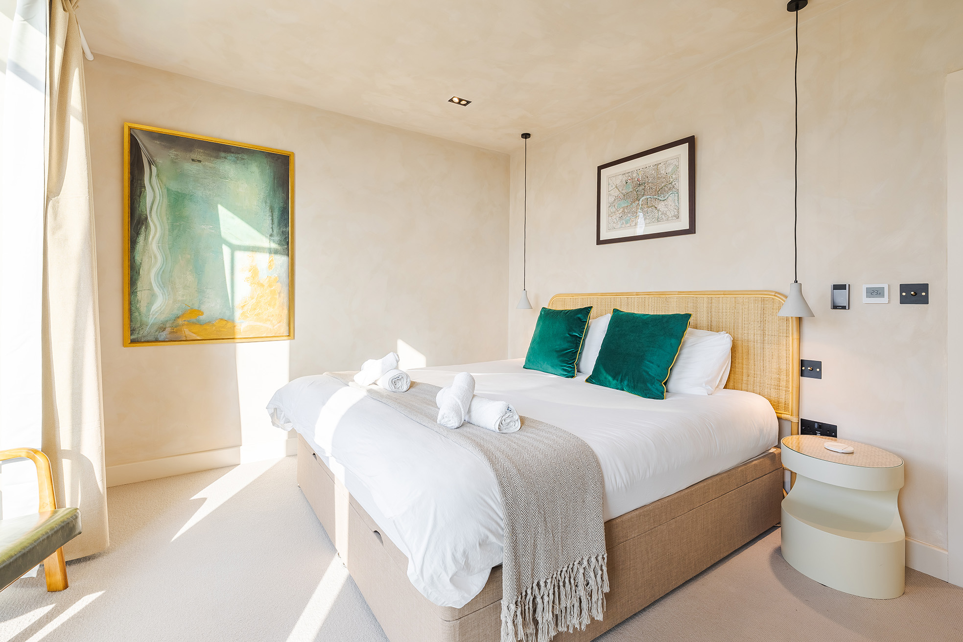 contemporary bedroom