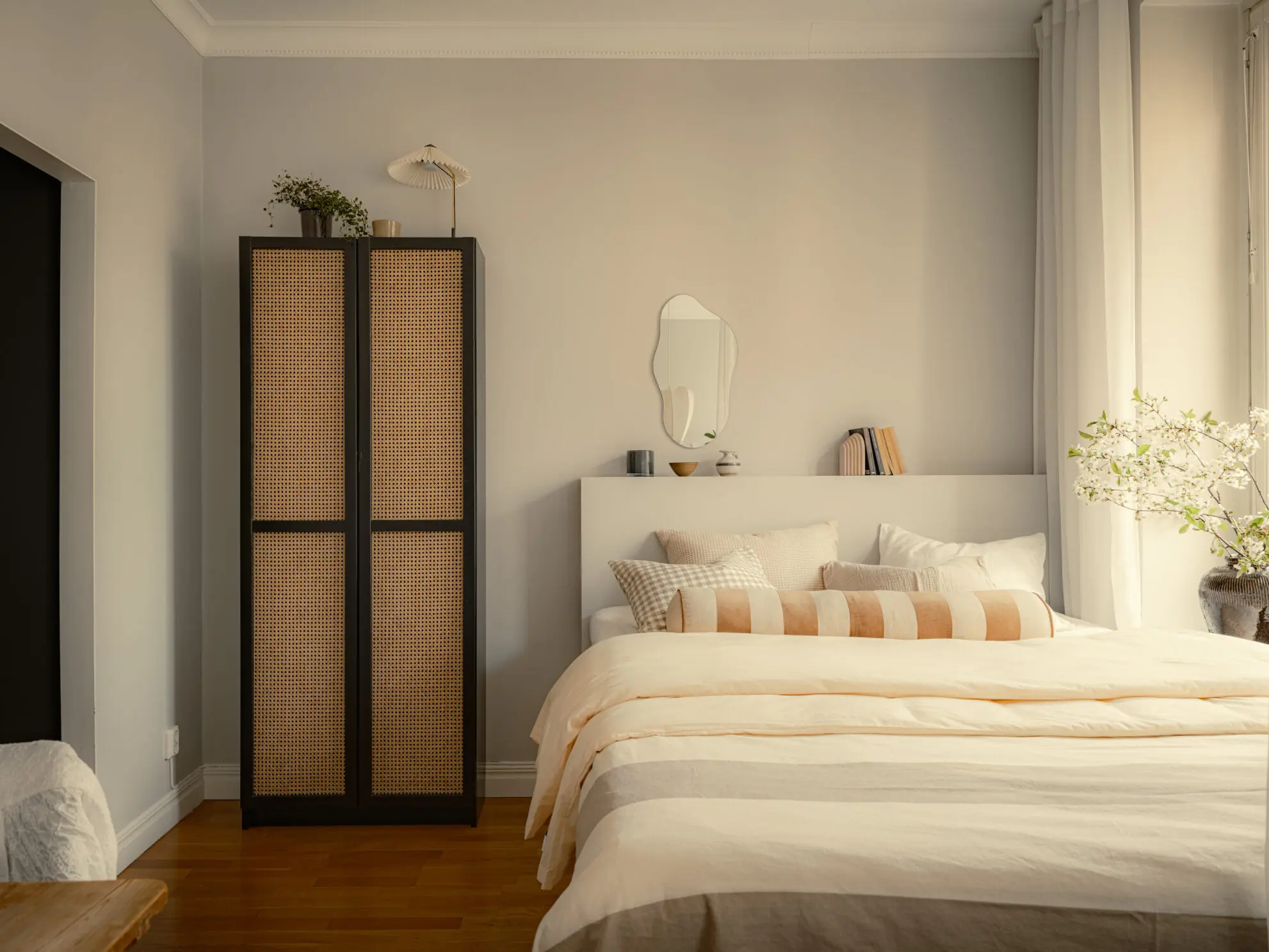 bedroom space 35sqm studio scandinavian decor