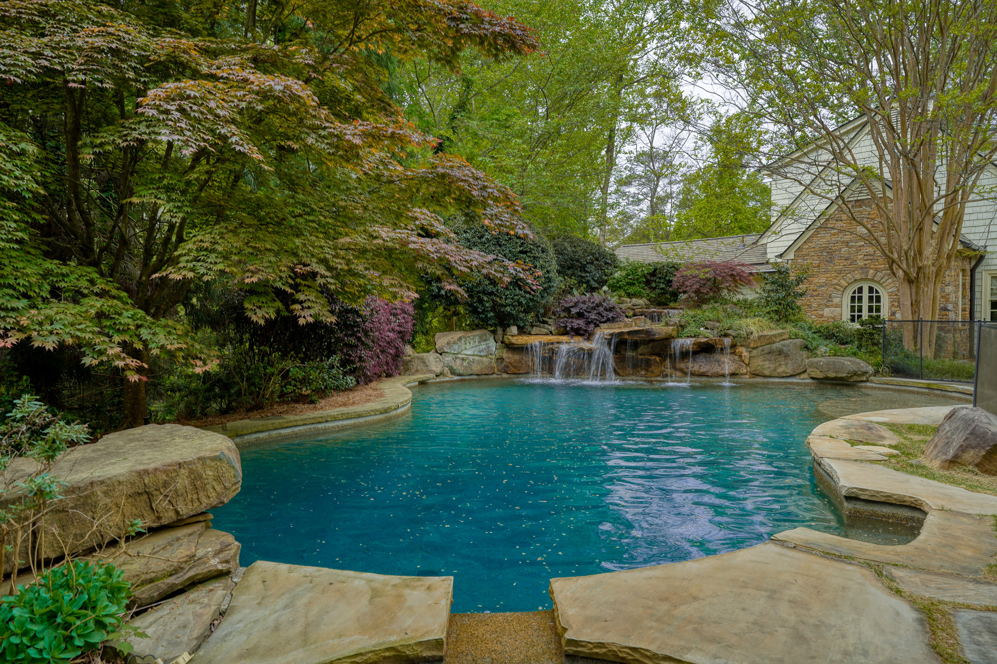 pool Josh Brolin pool Josh Brolin 's house in Atlanta