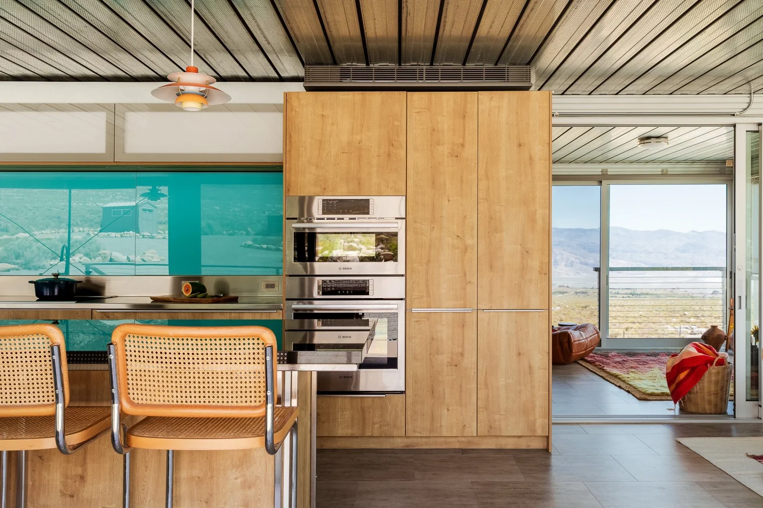 cuisine maison de verre iT House Linda Taalman désert californien