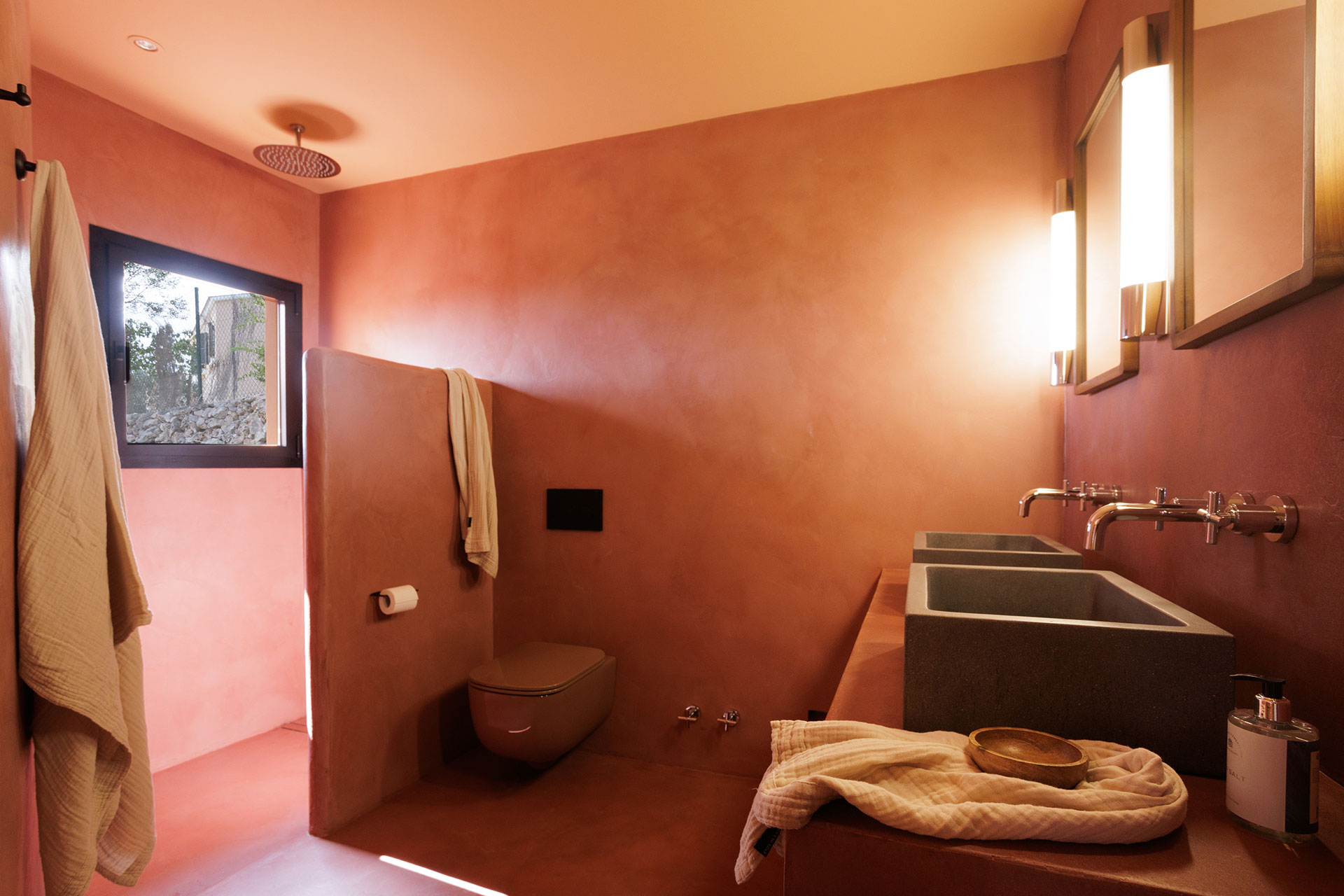 terracotta bathroom Mediterranean house contemporary decor El Puente Al Amor Menorca