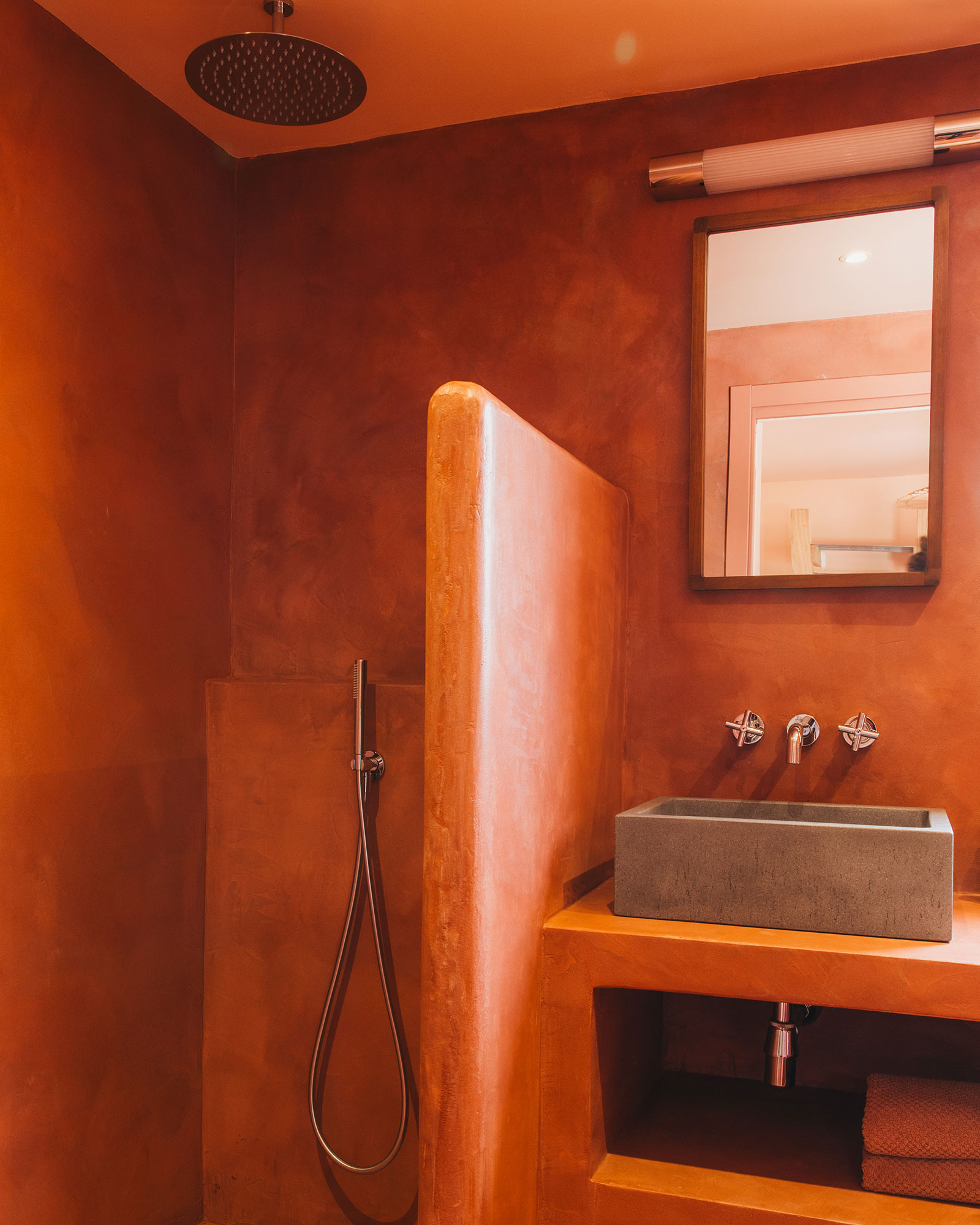 terracotta bathroom Mediterranean house contemporary decor El Puente Al Amor Menorca