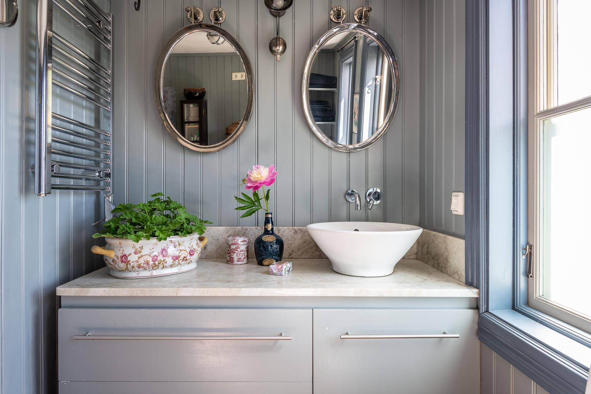 vintage light blue bathroom